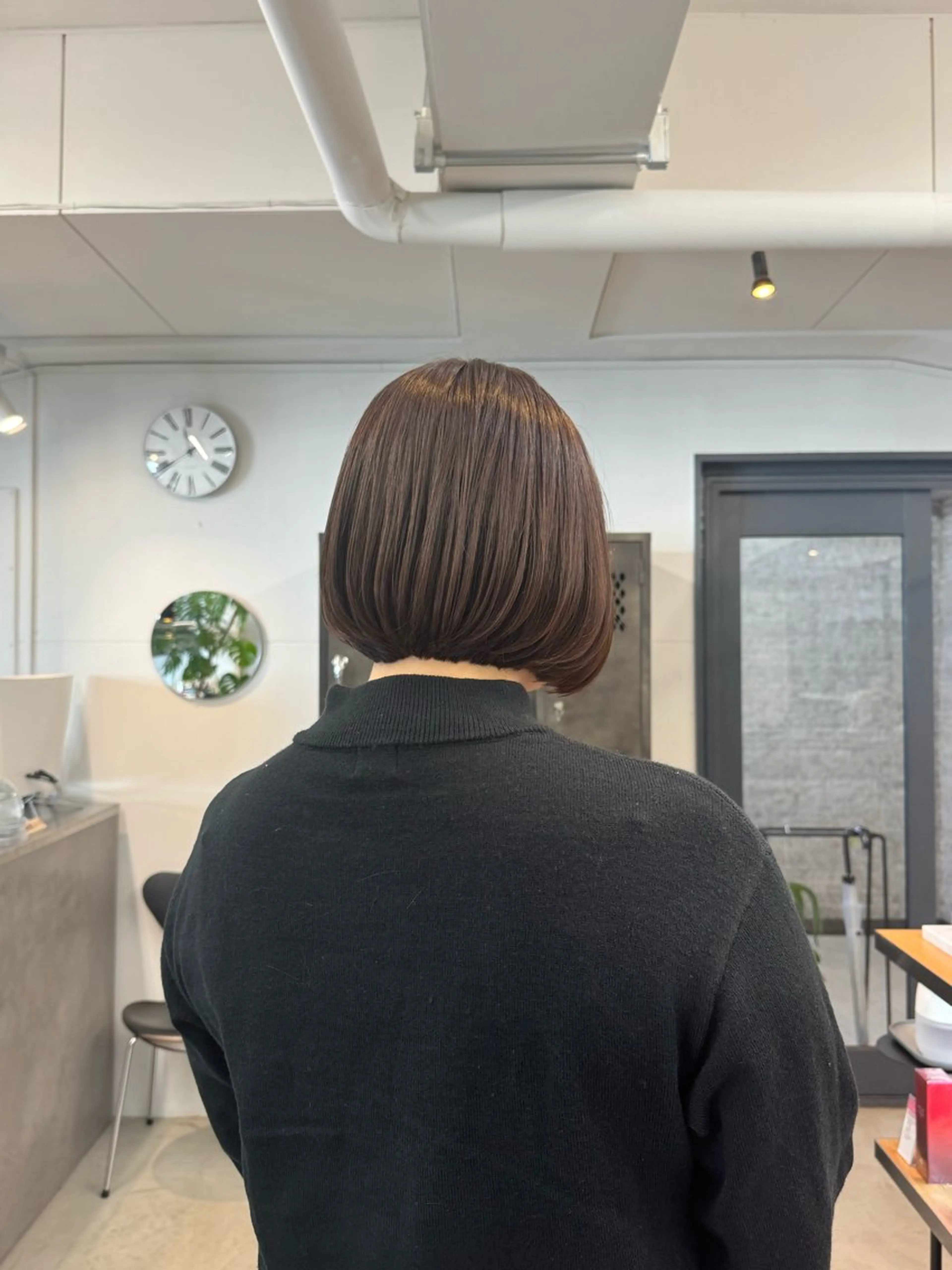 ショート カット ヘアカラー トリートメント INORI|艶カラ ー|フェイスレイヤーのヘアスタイル