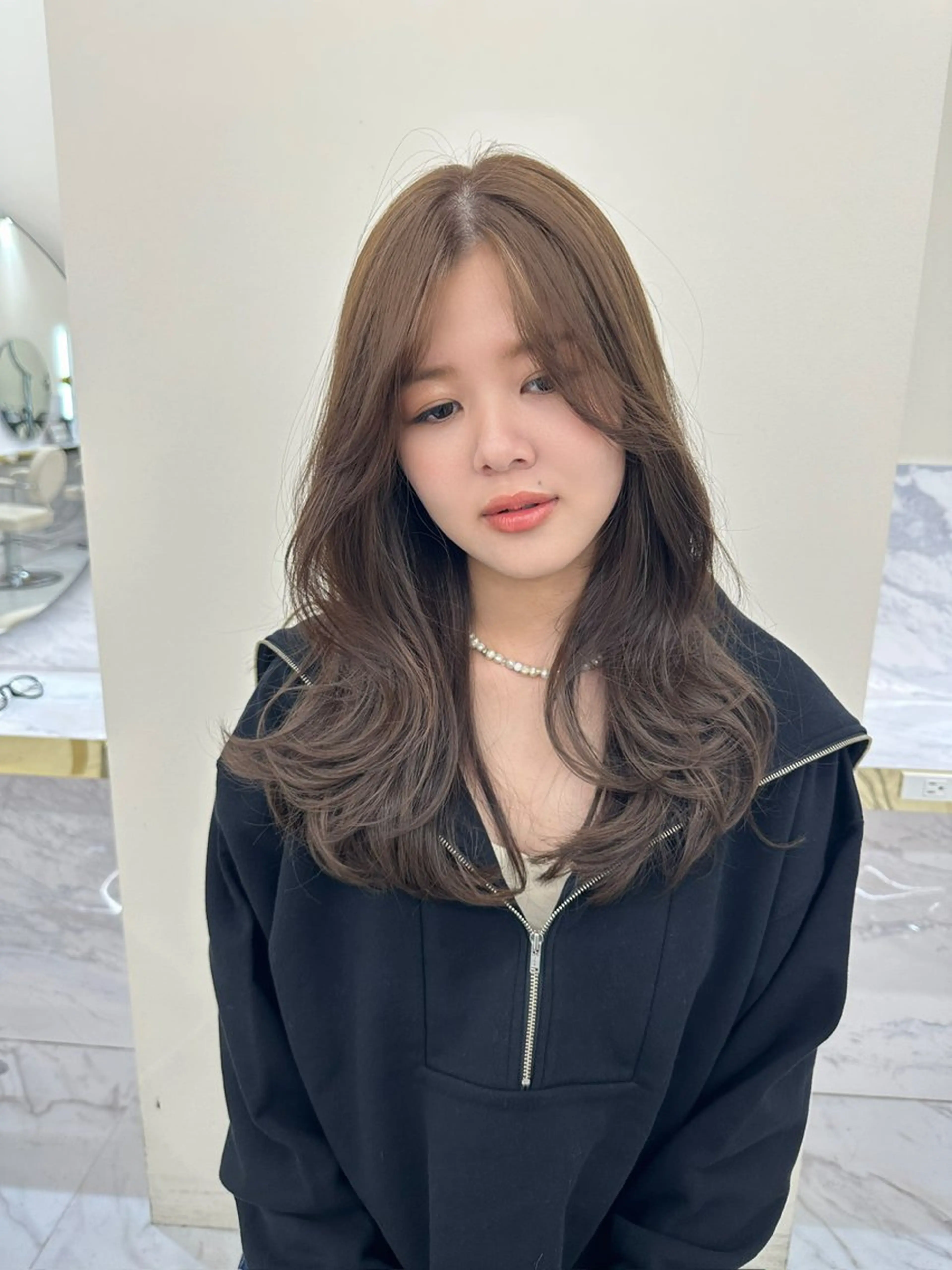 セミロング カット ヘアカラー トリートメント 似合わせ顔まわりカッ ト🩶瀧本美咲のヘアスタイル
