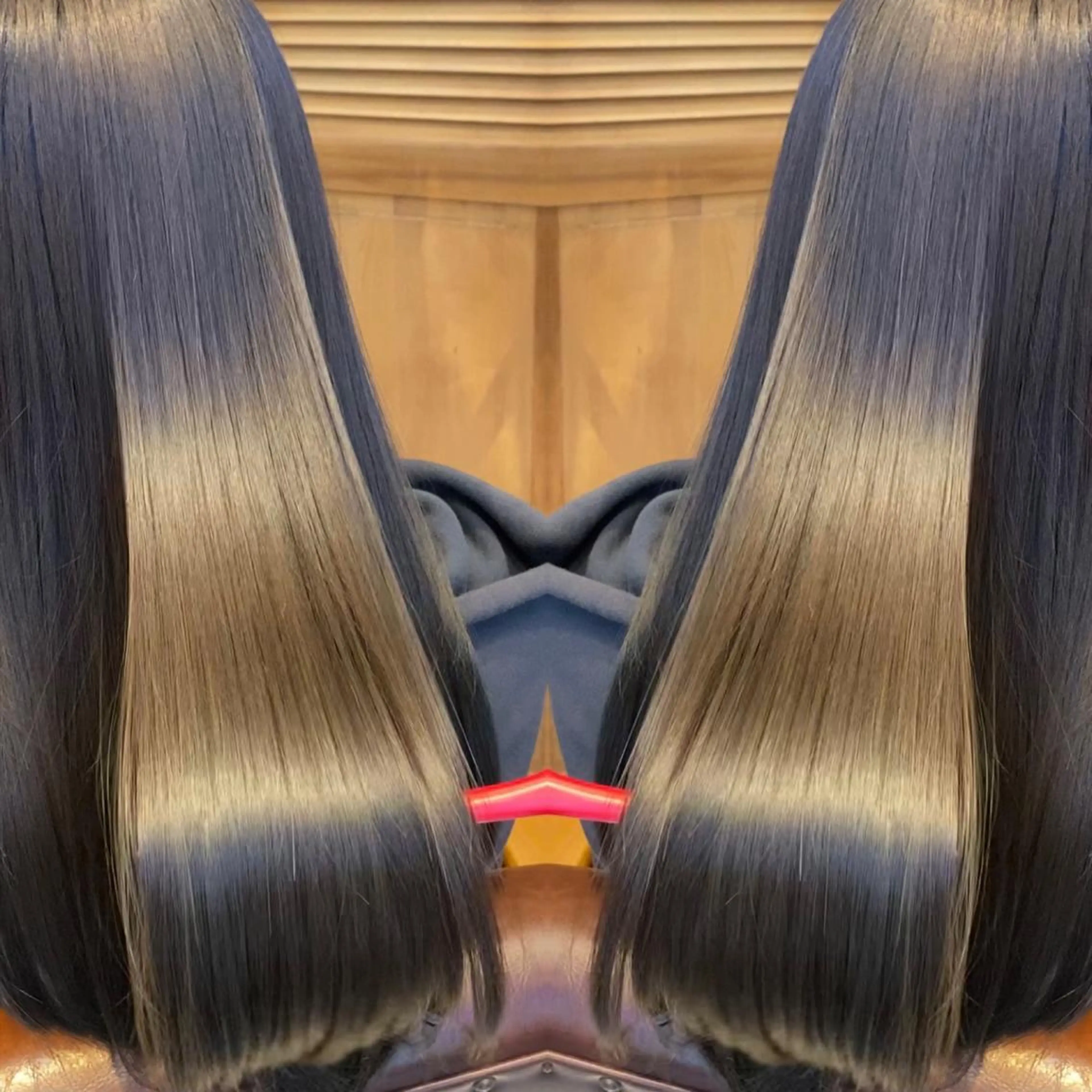 ロング カラー ブリーチ ブルーカラー 髪質改善 LOANA ROPPONGI所属・LOANA六本木 比嘉翼のヘアスタイル