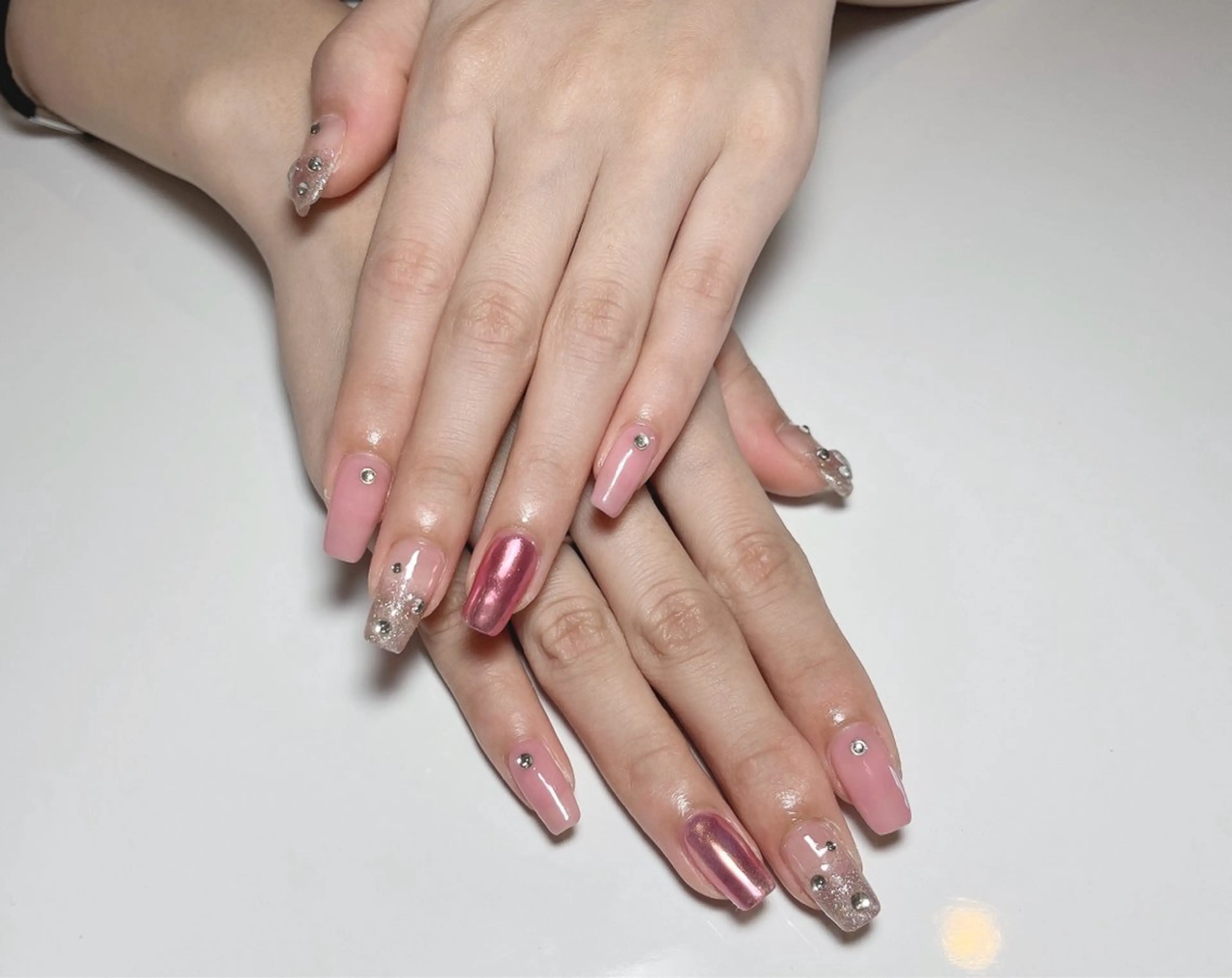 ネイル ハンドネイル Ree所属・ネイル脱毛 Reeのネイルデザイン