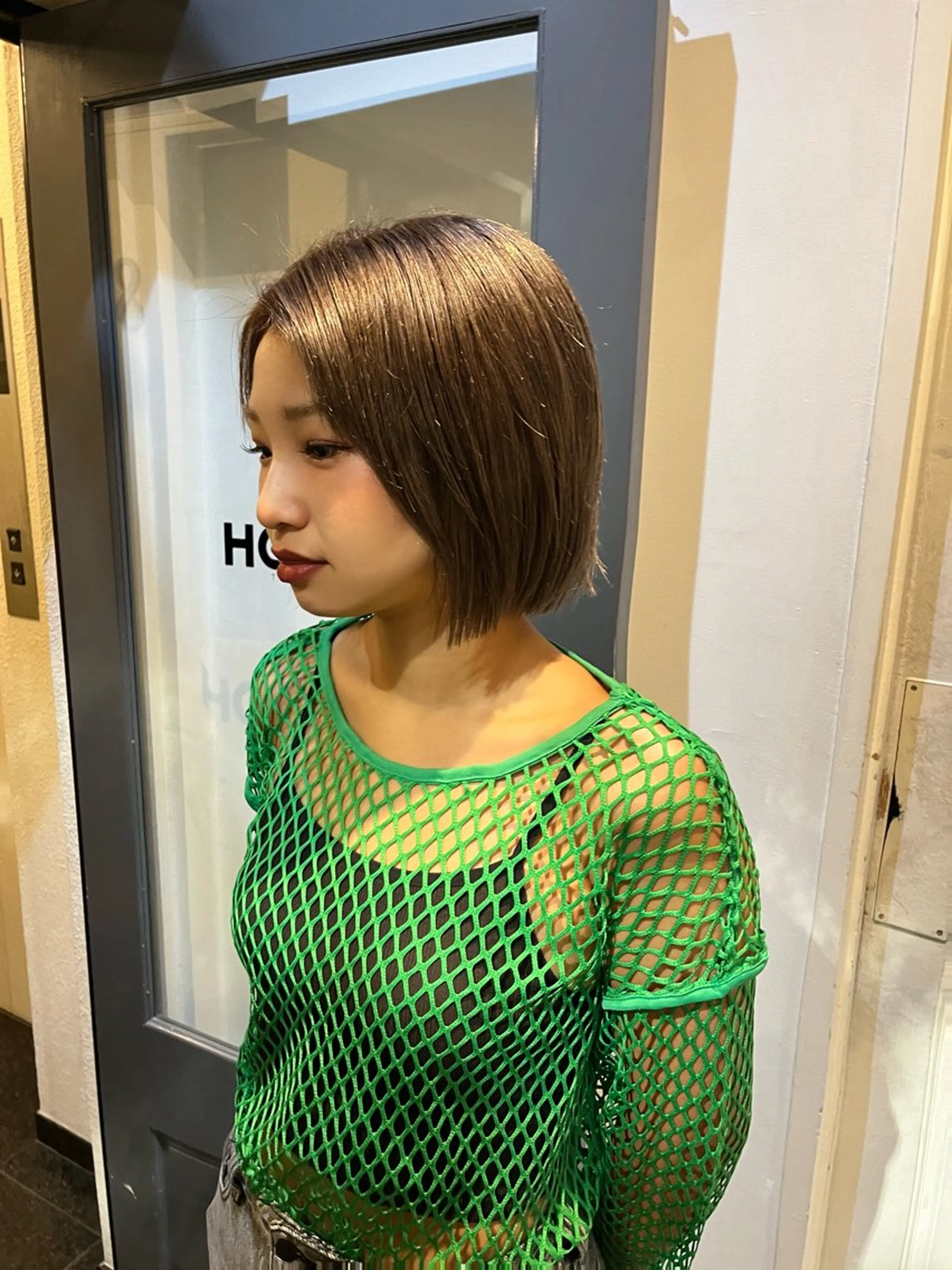 ミディアム カラー sora / 渋谷 / ハイトーンのヘアスタイル