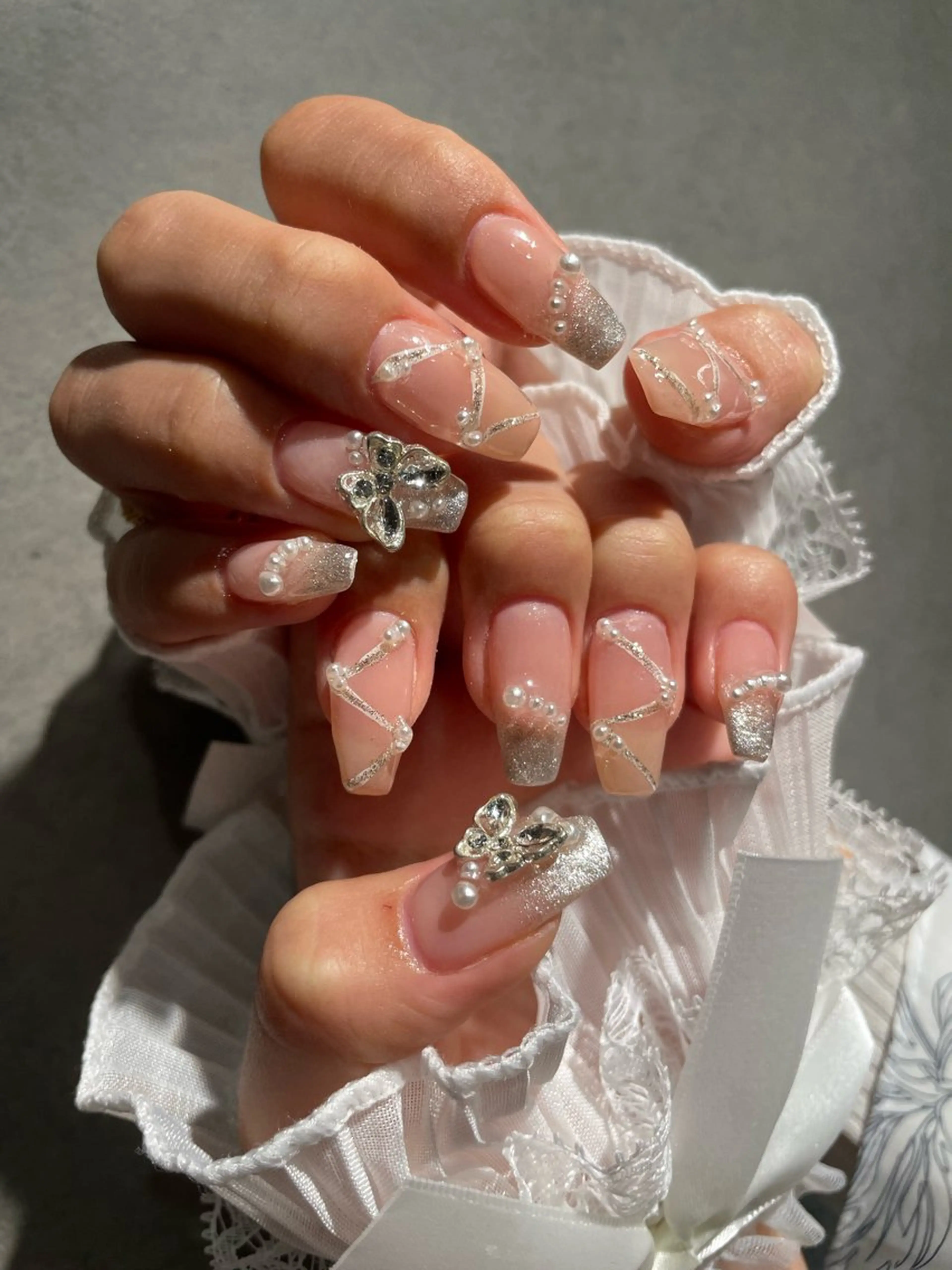 ネイル キラキラネイル ハンドネイル I-nail Moeのネイルデザイン