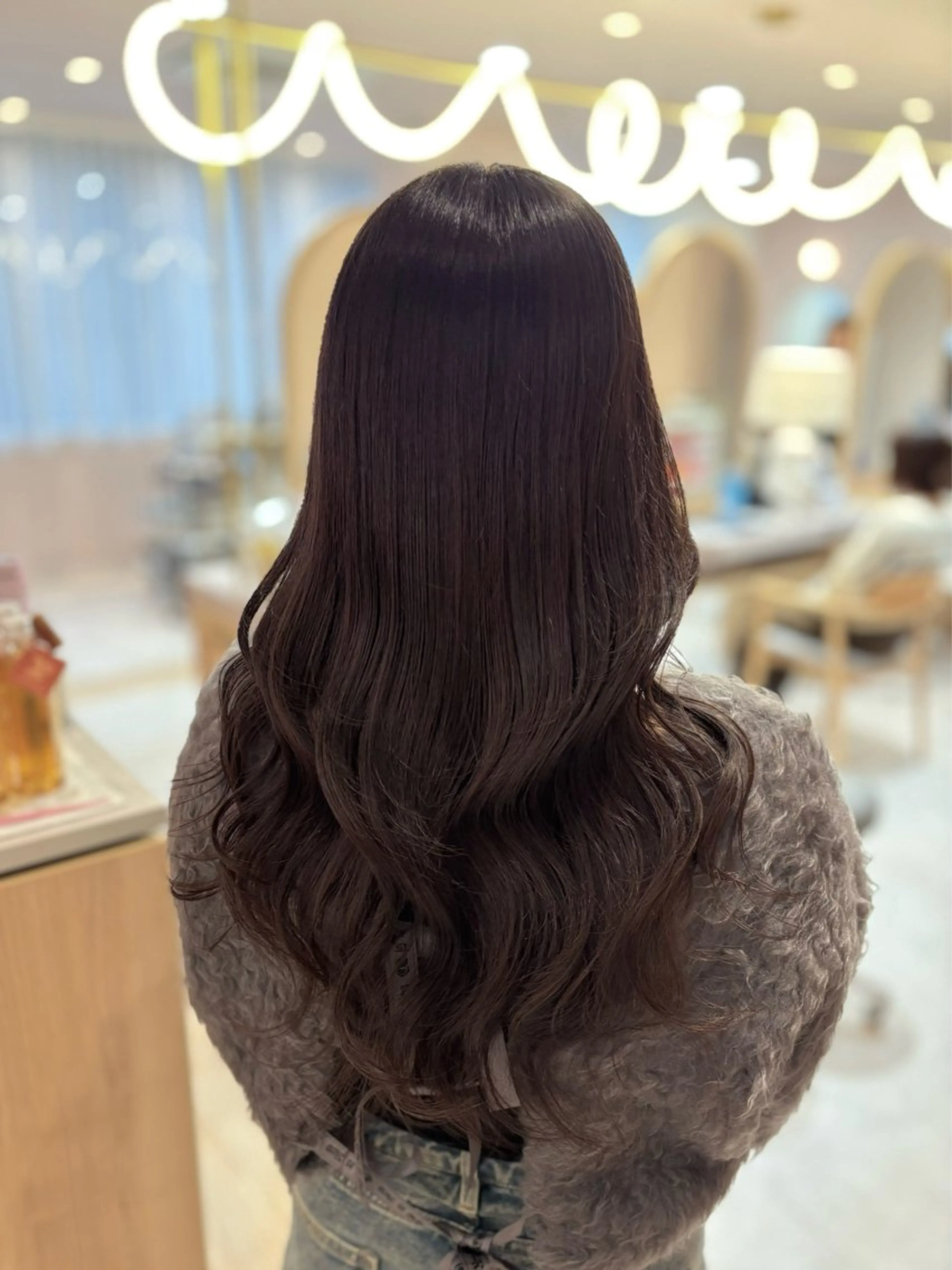 ロング カラー ブラウンカラー チョコレートブラウン merc.谷本 澪のヘアスタイル