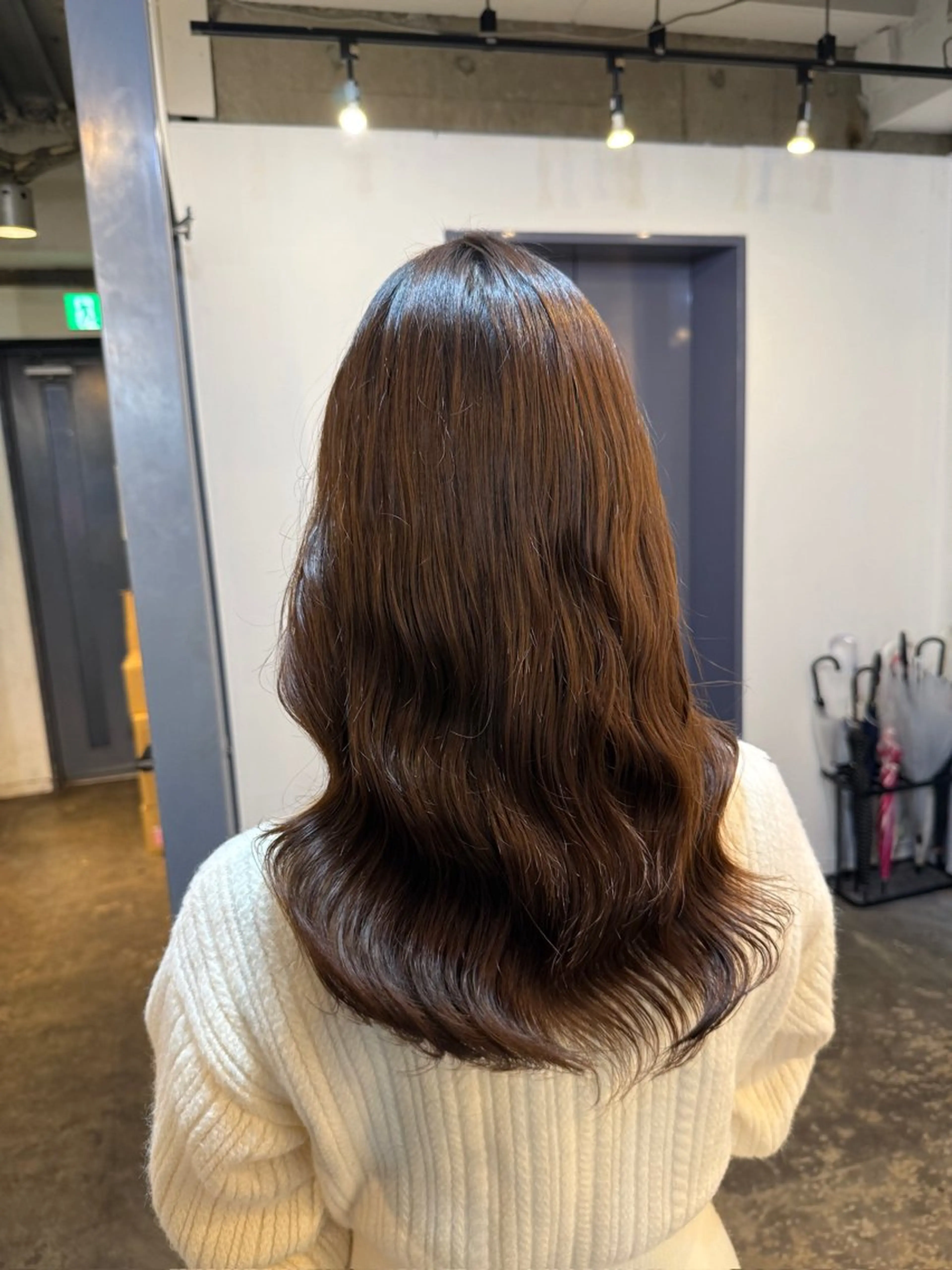 セミロング 縮毛矯正/レイヤー カット⭐️SHOTAのヘアスタイル