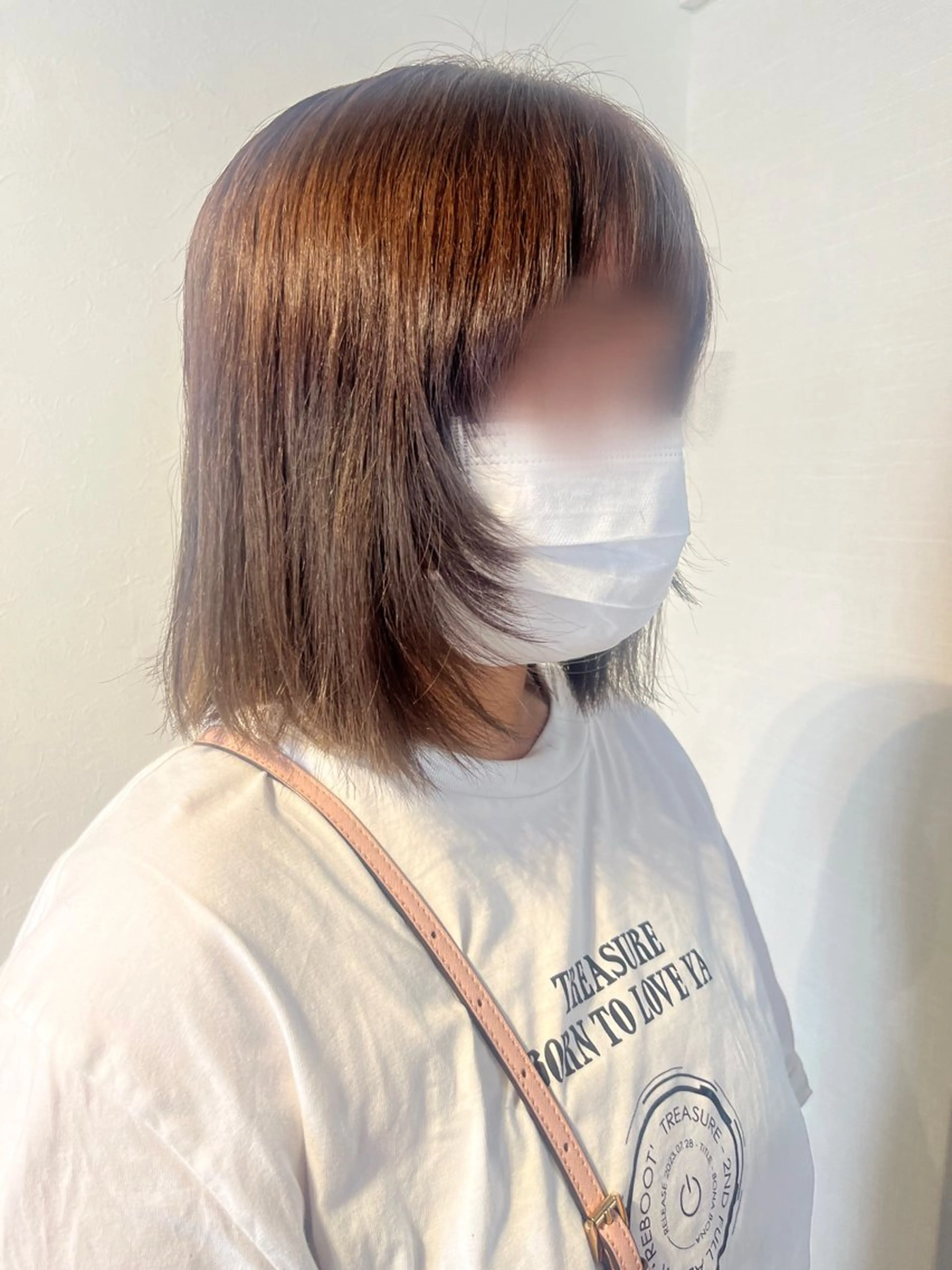 ミディアム 顔まわりレイヤー 顔周りカット レイヤーカット カット annuy aoiのヘアスタイル