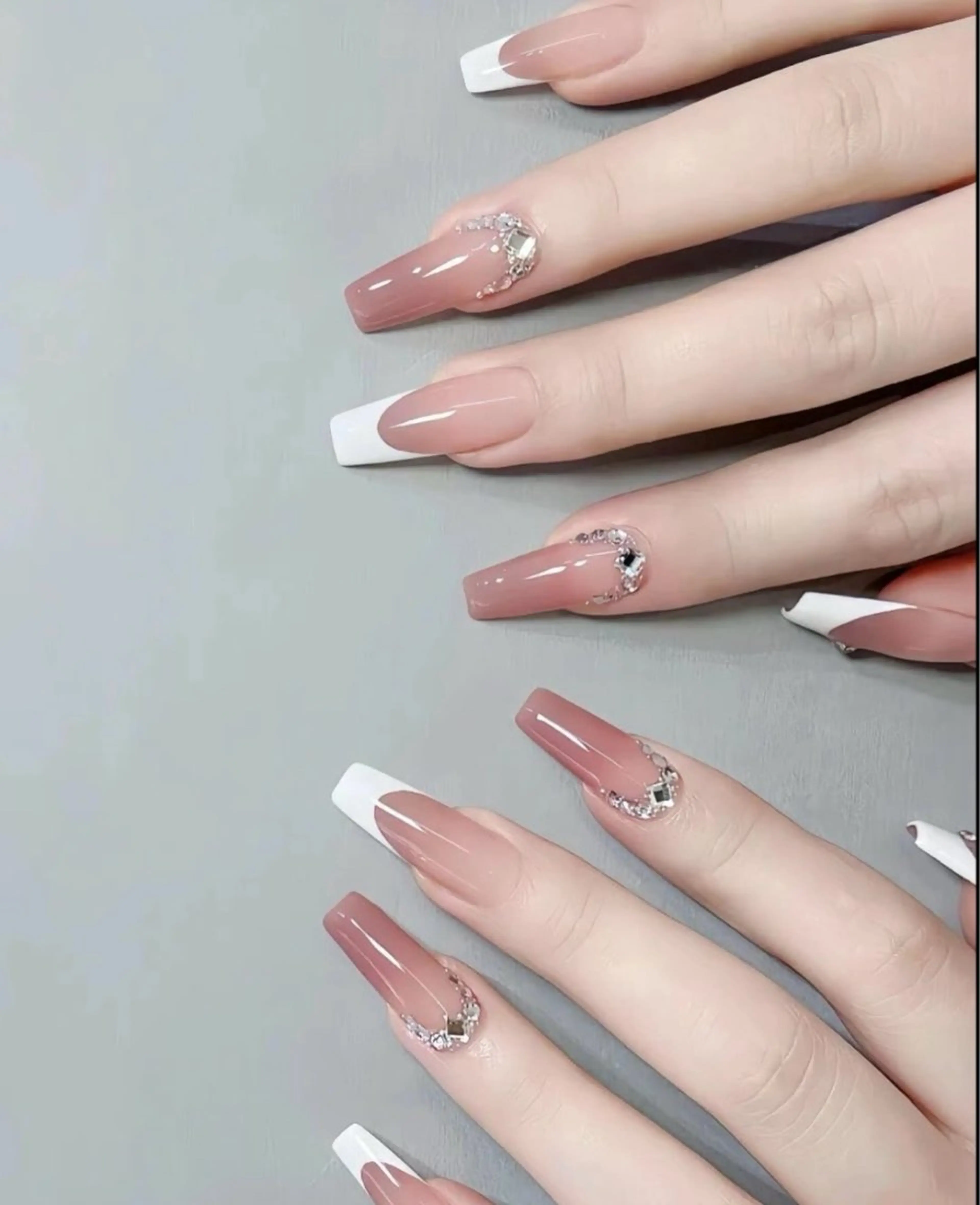 【Jrネイリスト担当✴︎】¥2180フレンチ🩵ハンドの写真