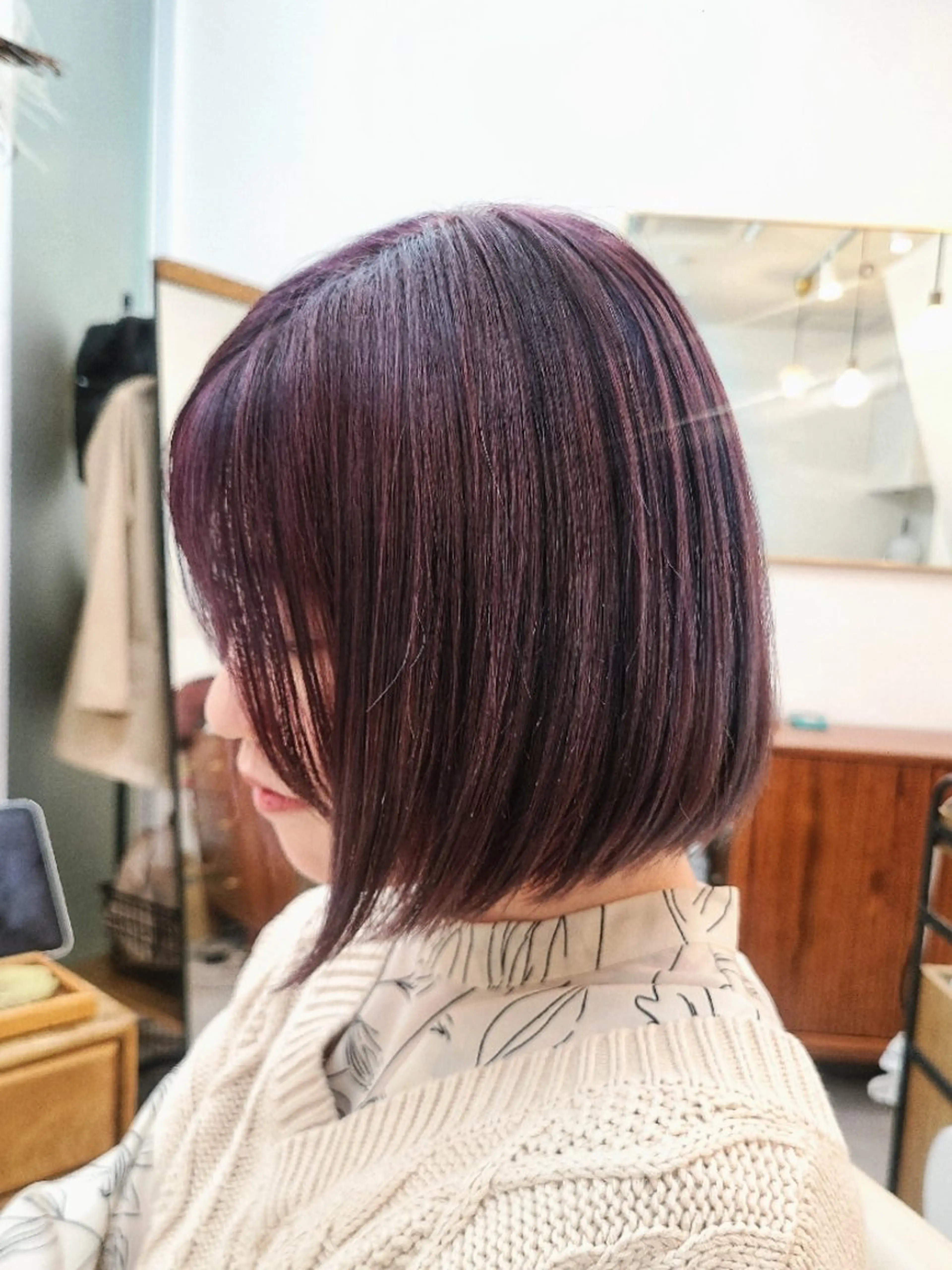 ショート カラー ブラウンカラー パープルカラー yolo.所属・夜特化型ヘアサロン 𓃱yolo.タナベのヘアスタイル