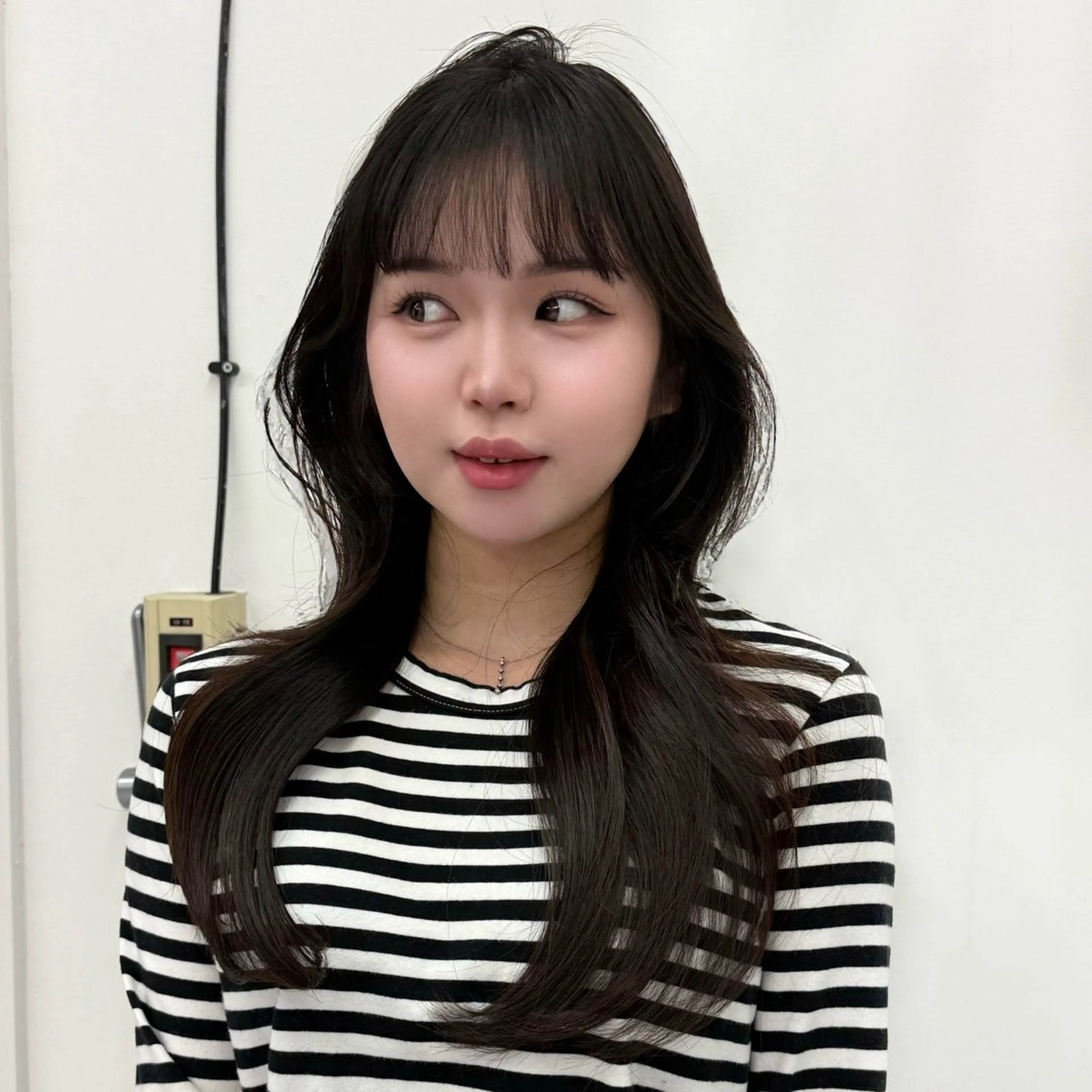 ☔️🌈前髪だけ気になる方に🌈☔️顔まわりカット+前髪縮毛矯正🫧の写真