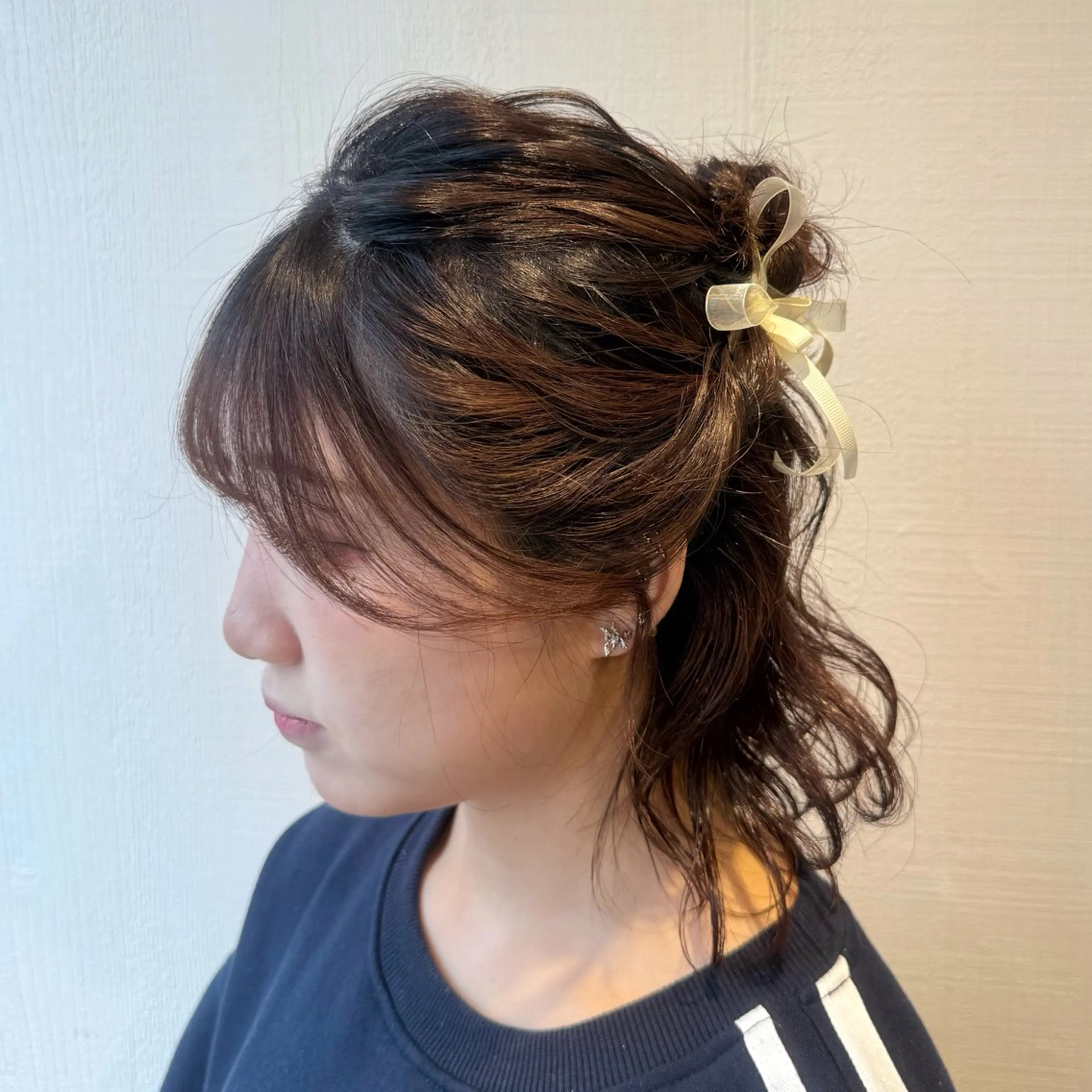 ミディアム ヘアアレンジ ハーフアップ お団子ヘア ボブ 似合わせカット ヘアアレンジ 🌻あやみん🌻のヘアスタイル