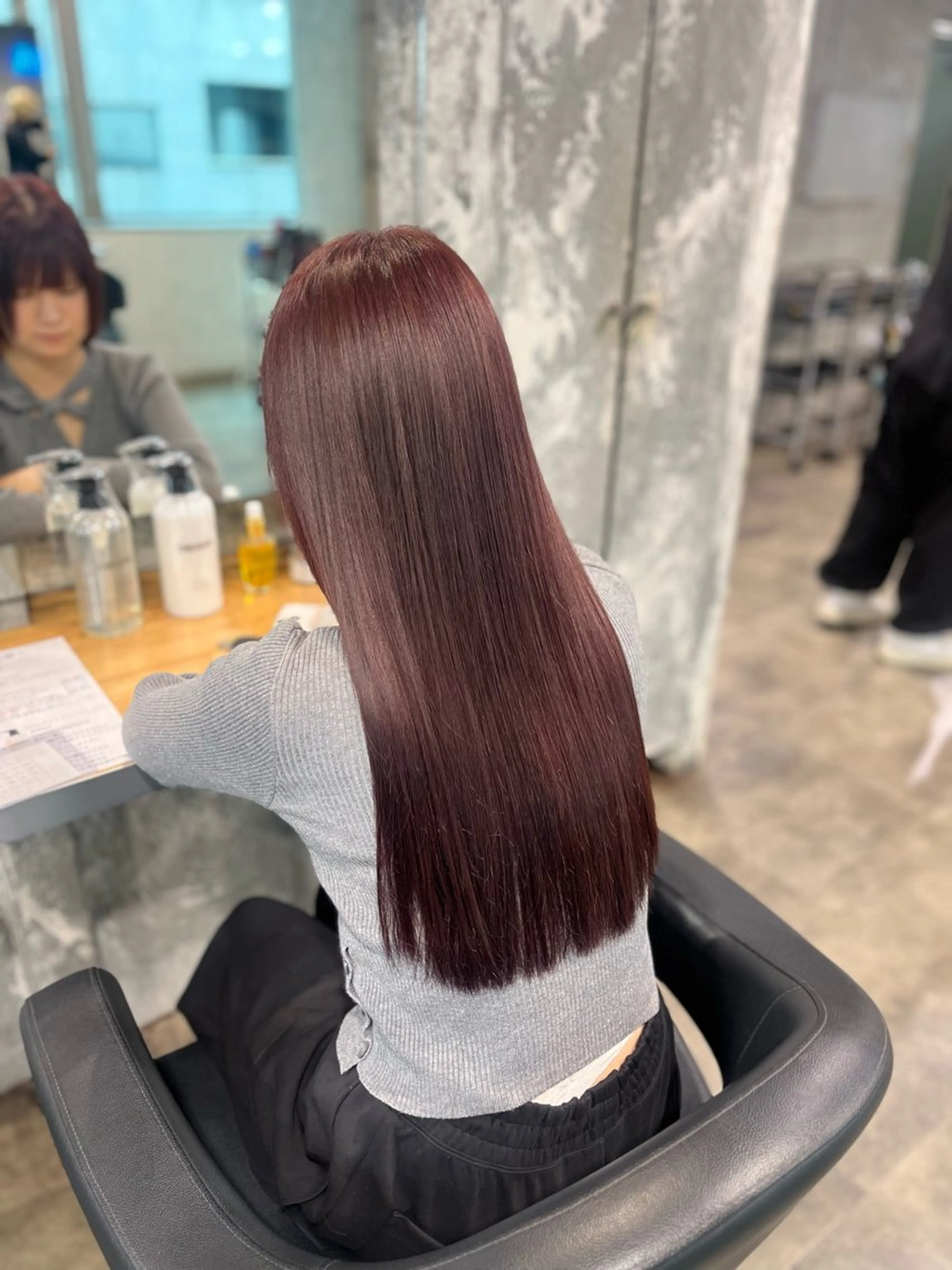 💌大人気メニュー💌ダメージを抑える🍒ブリーチなしダブルカラー+髪質改善トリートメント+スタイリング💌の写真