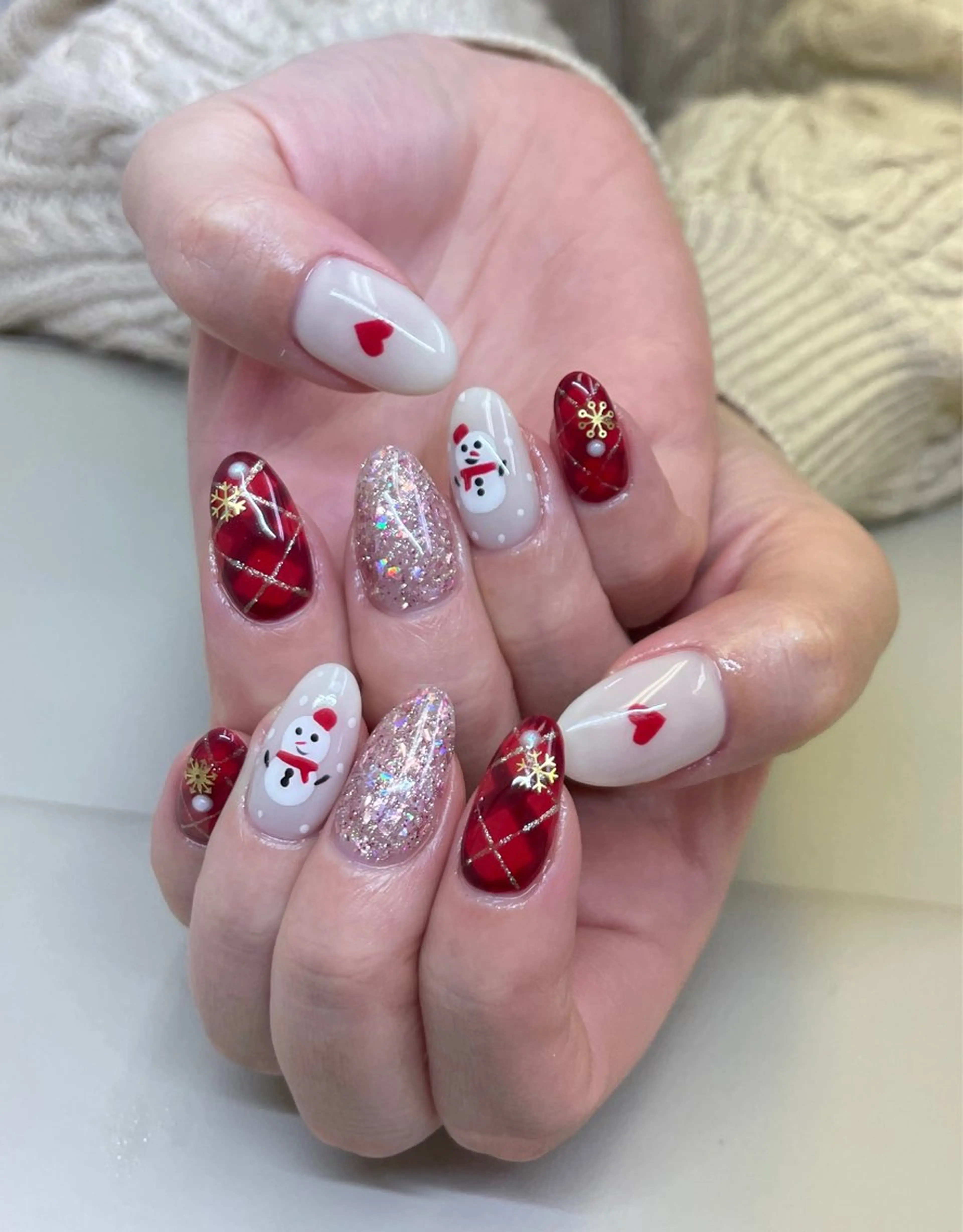ネイル ハンドネイル AngelChris ビューティーサロンのネイルデザイン