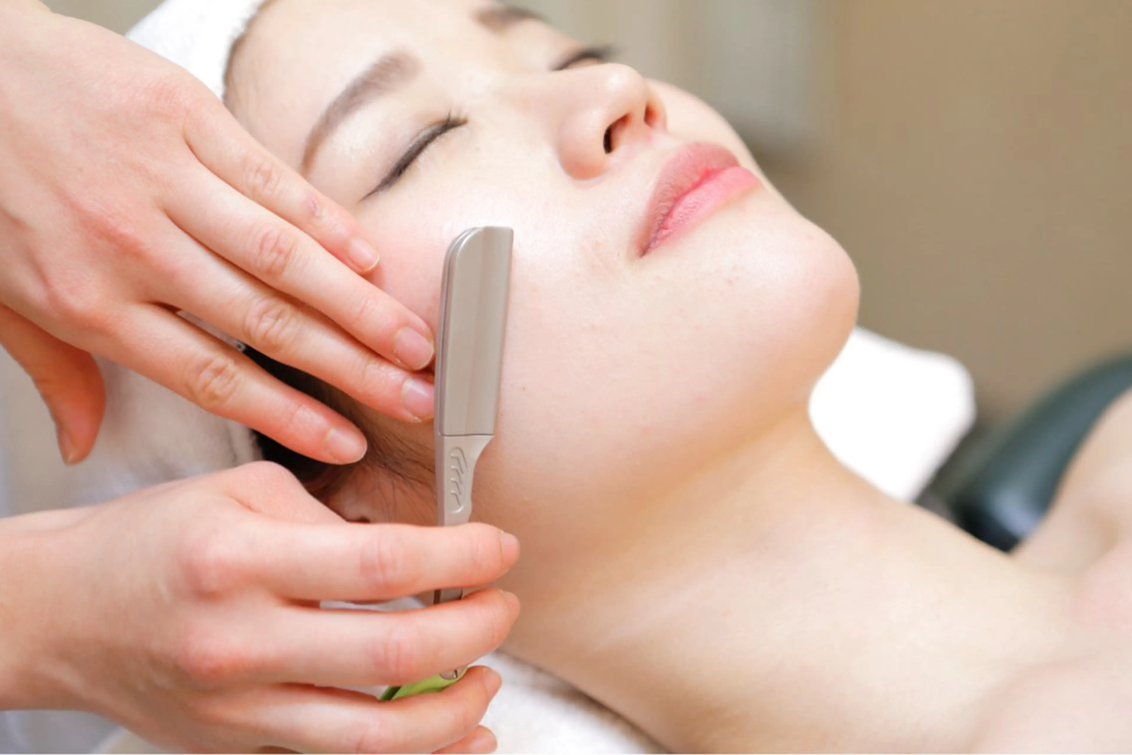 レディースシェービング⭐️クレンジング付きの写真