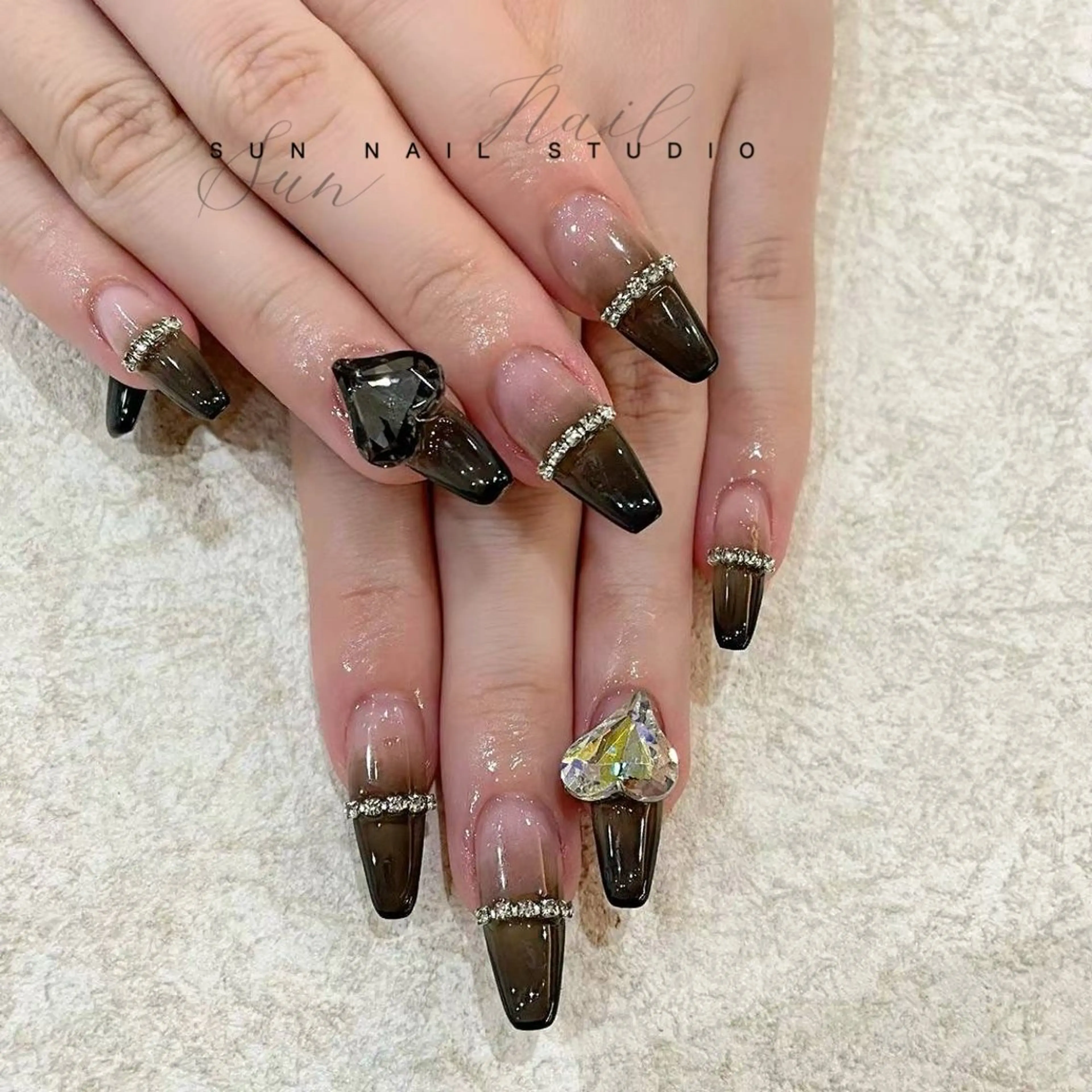 ネイル ハンドネイル ハンドケア SUN nail上本町のネイルデザイン