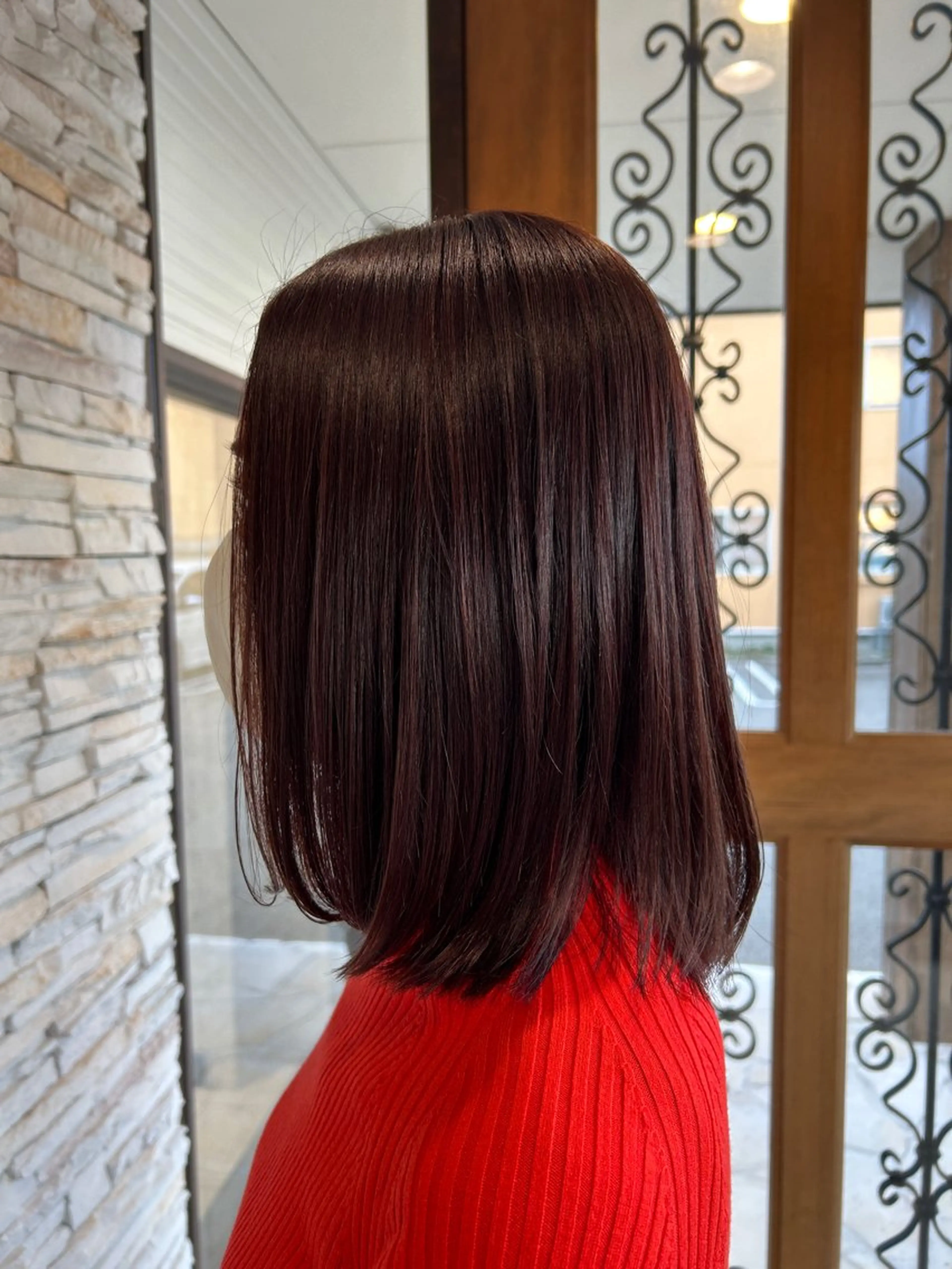 セミロング エミュ（emu）所属・emu minekoのヘアスタイル