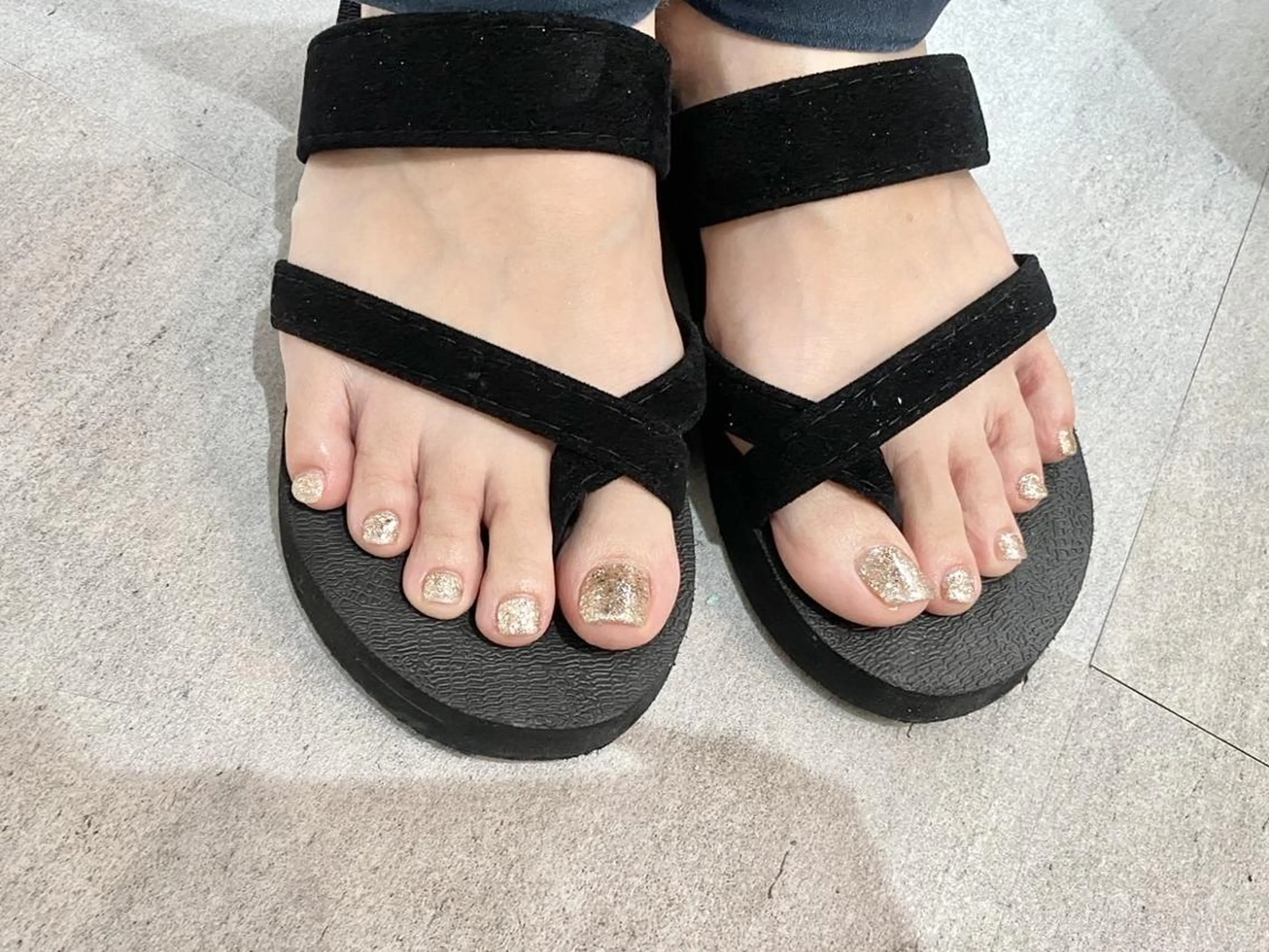 ネイル フットネイル マツパ model LUNA BLANCのマツエク・マツパデザイン
