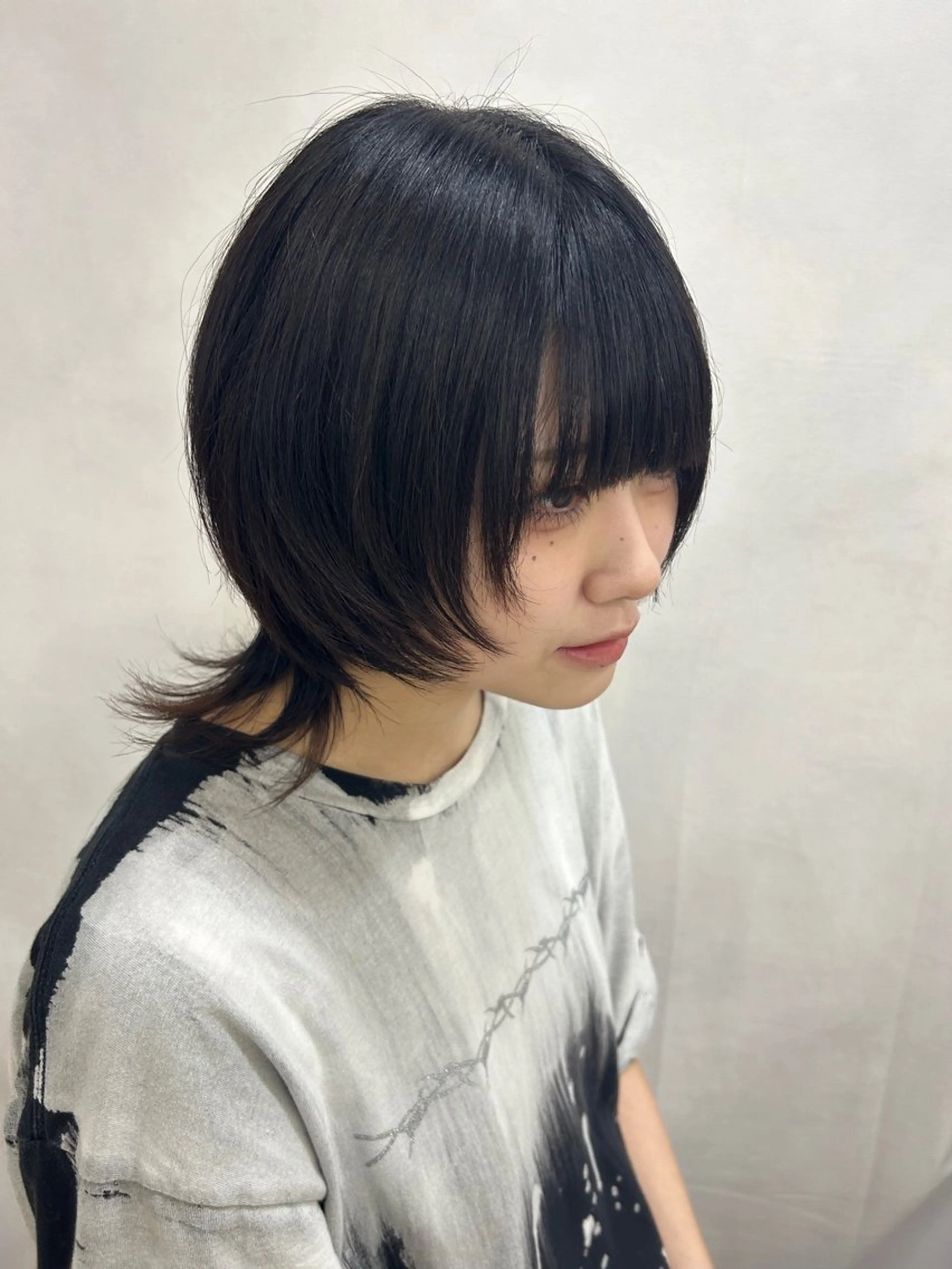 ミディアム 水色/ペールカラー/ レイヤー💫mayuのヘアスタイル