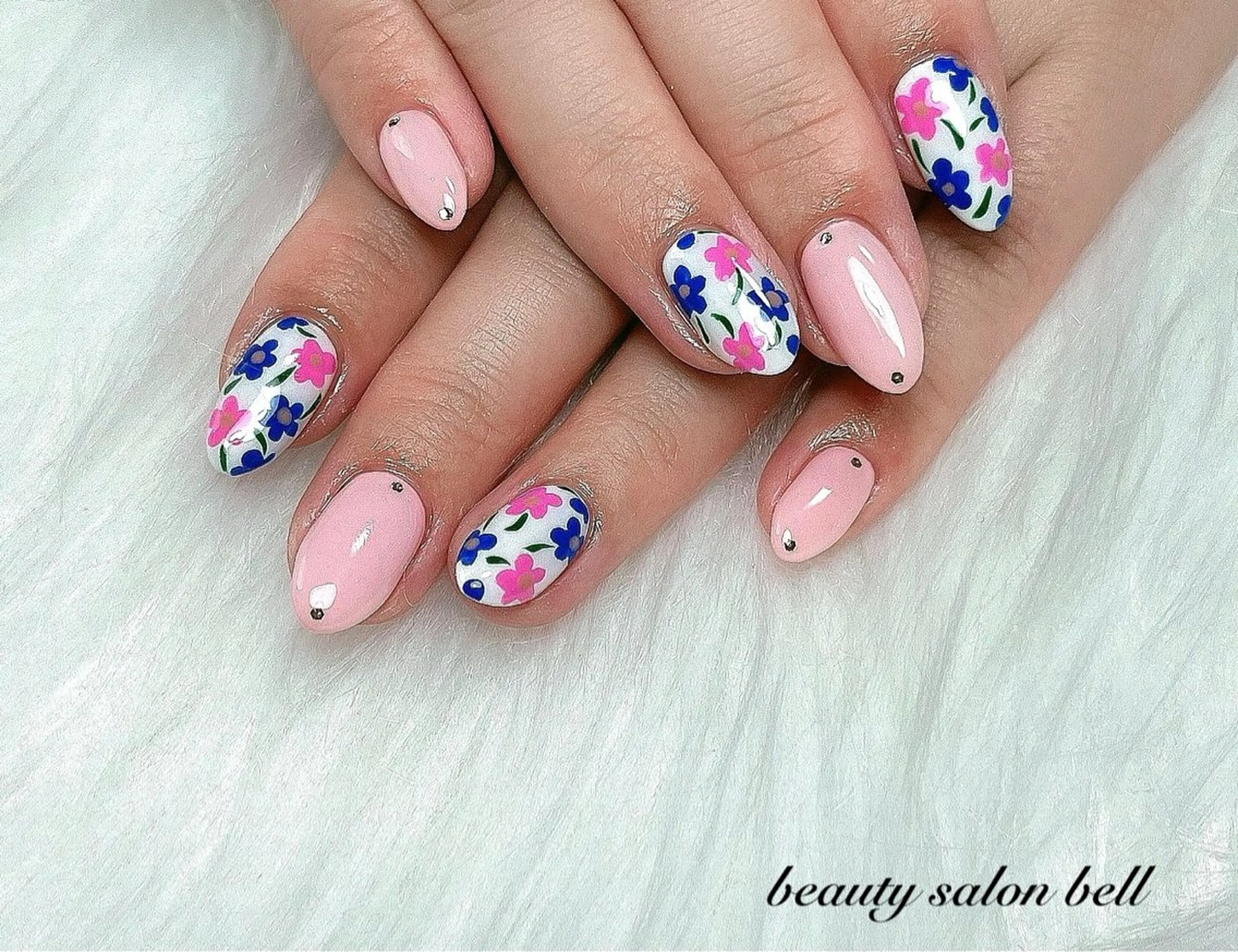 ネイル beauty salon　bellのネイルデザイン