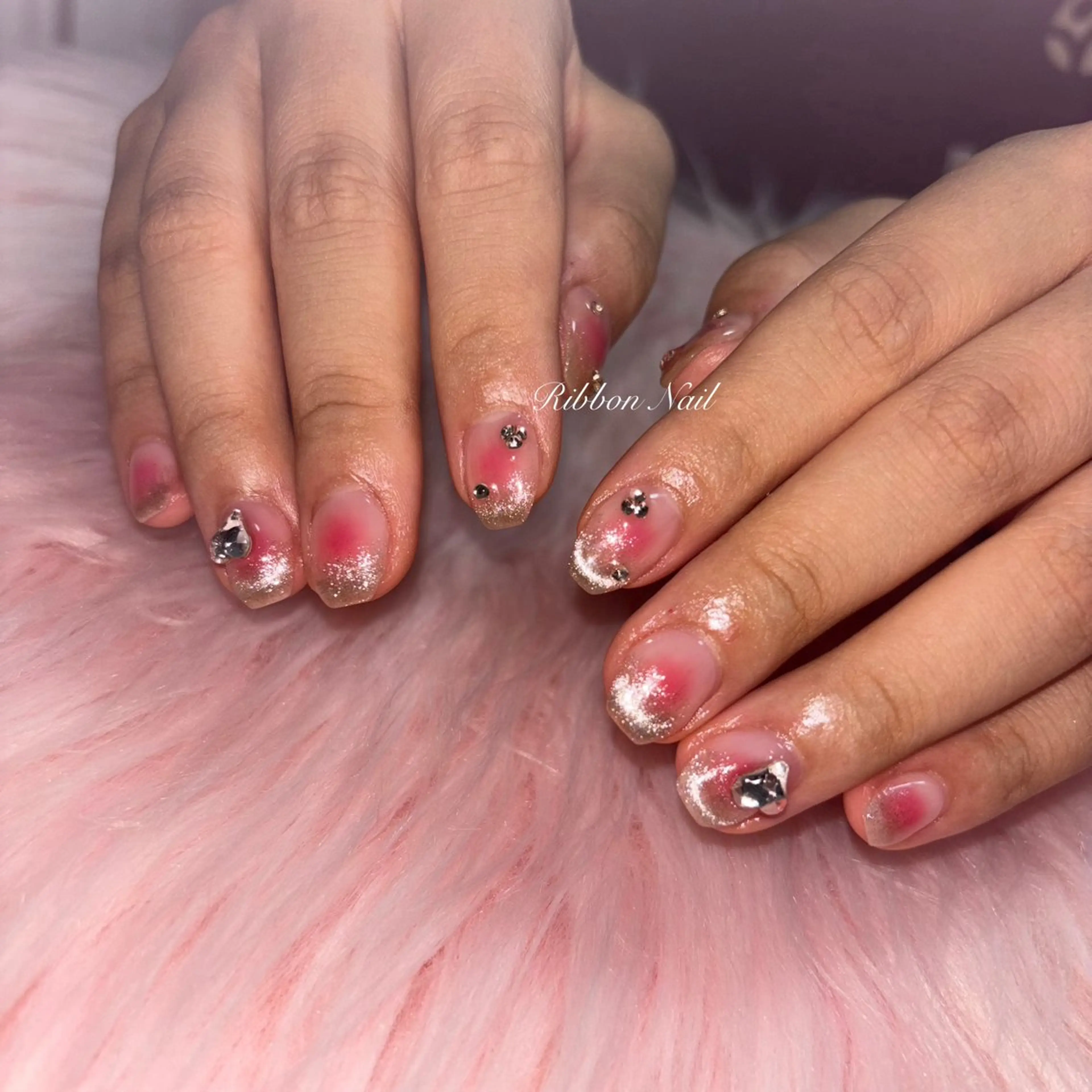 ネイル チークネイル フレンチネイル マグネットネイル マグネットフレンチ ハンドネイル Ribbon nailのネイルデザイン
