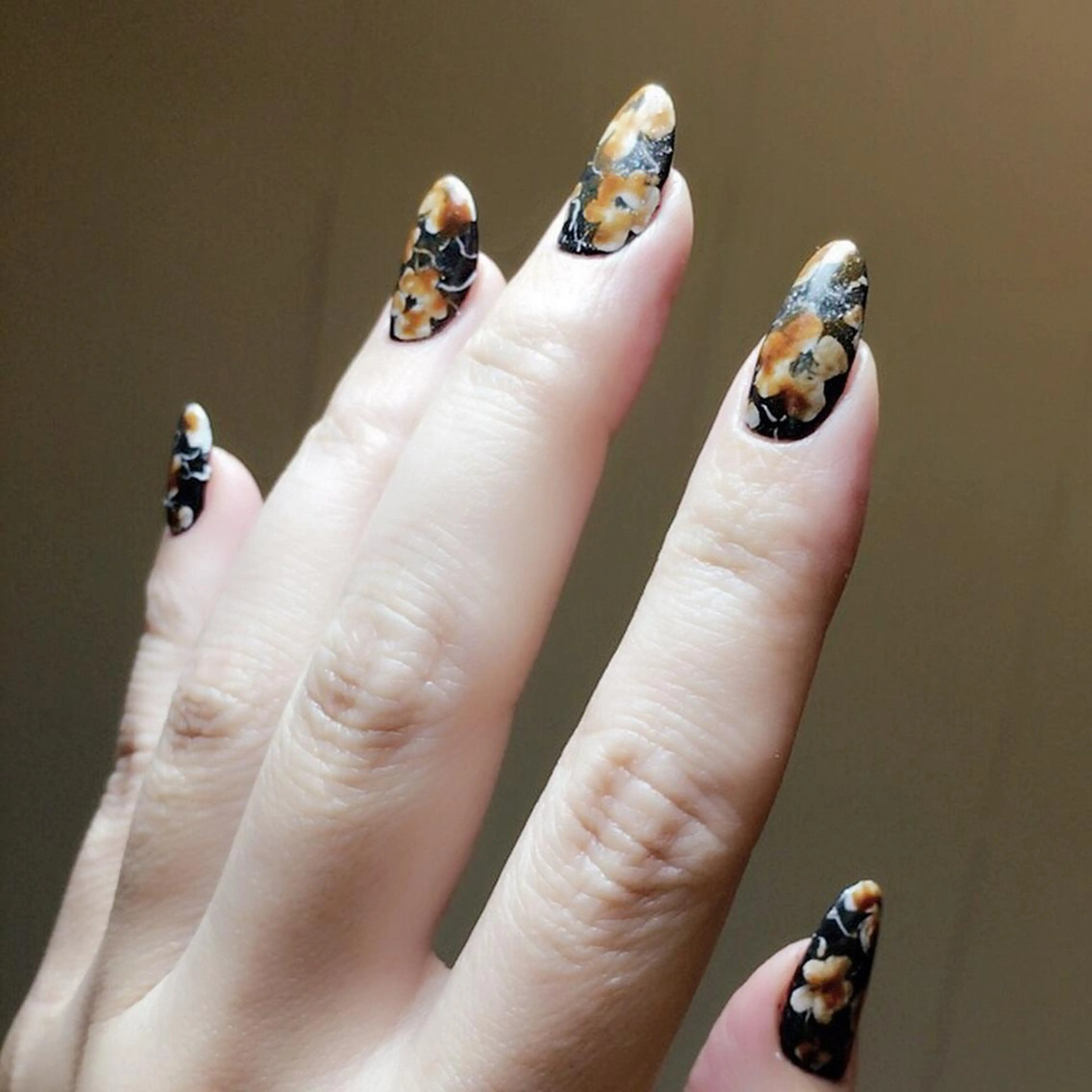 ネイル ハンドネイル Nail salon viewt55☺︎のネイルデザイン