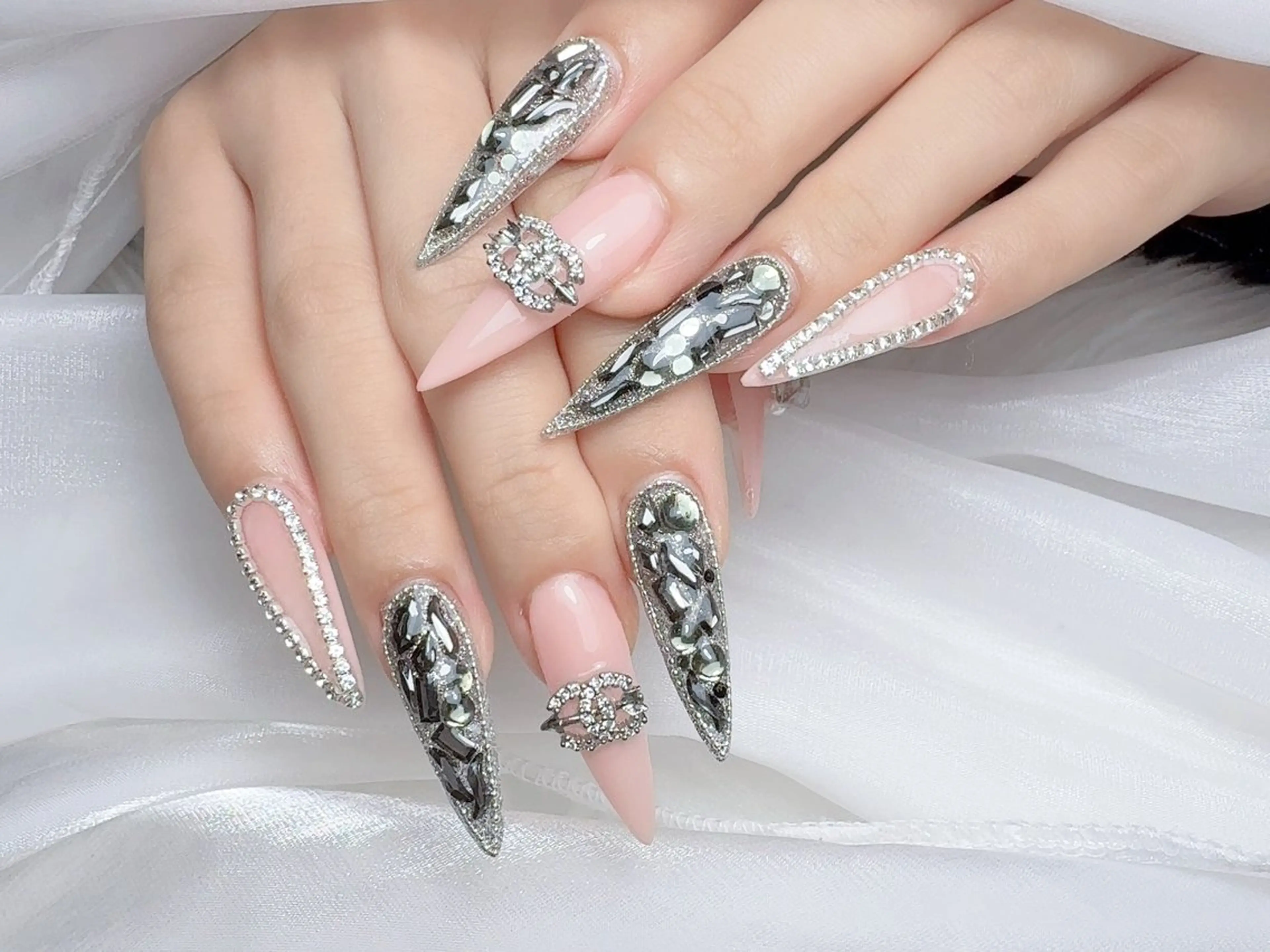 ネイル 🎀nana nail🎀のネイルデザイン