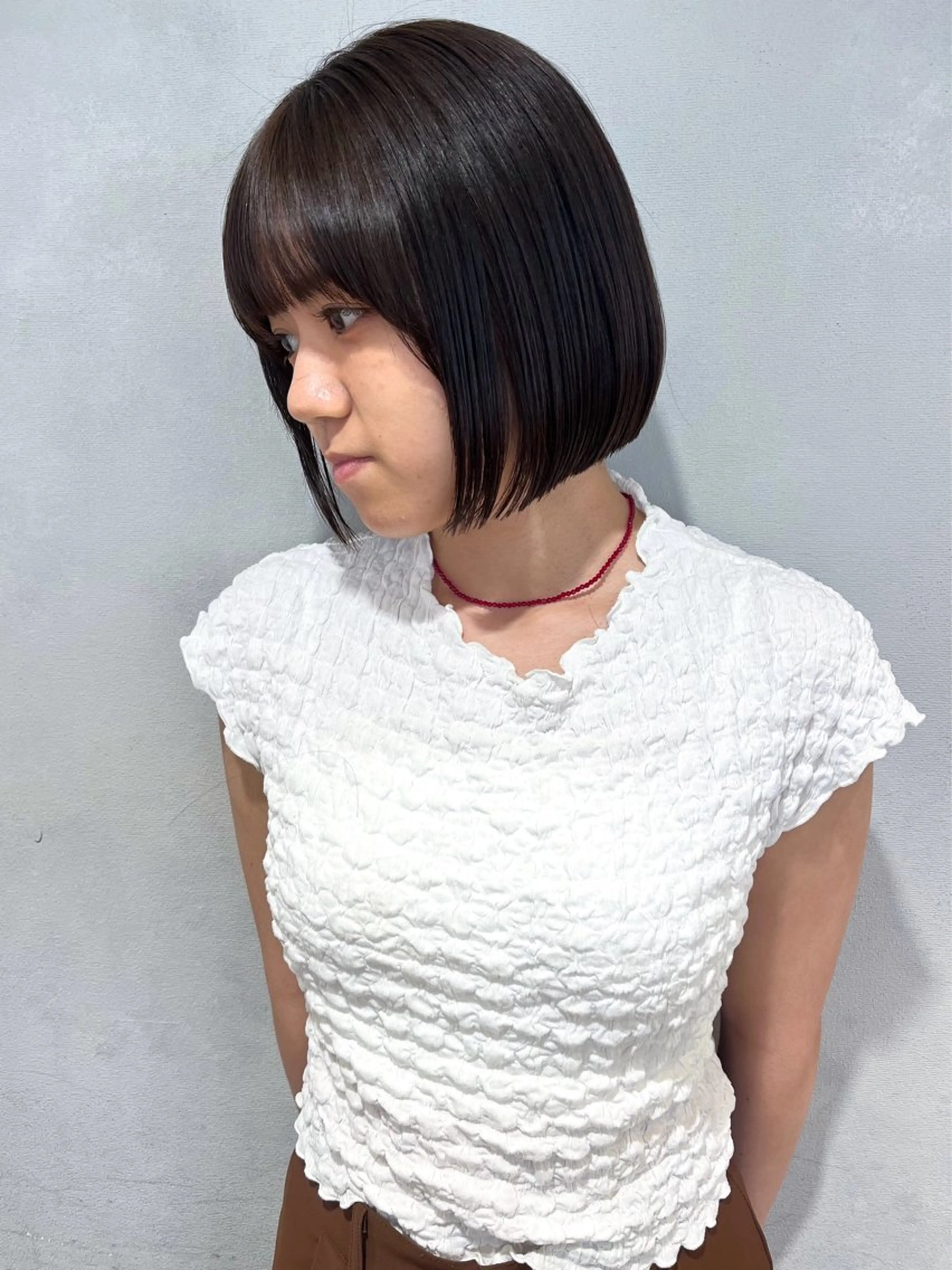 ショート カラー カット ヘアカラー トリートメント 切りっぱなしボブ 艶カラー🌷江梨🍎のヘアスタイル