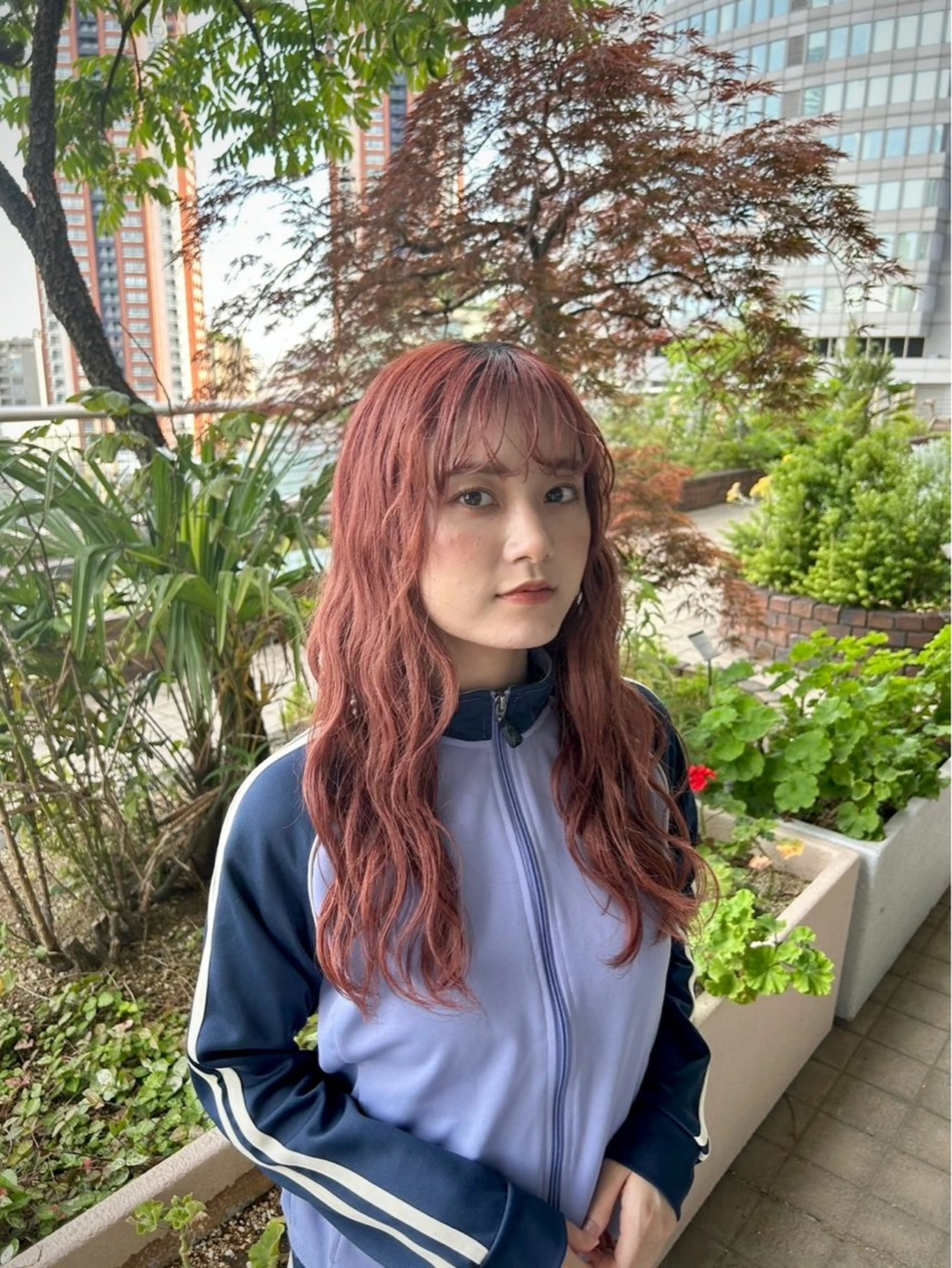 ロング カラー ヘアカラー 関根 桃羽のヘアスタイル