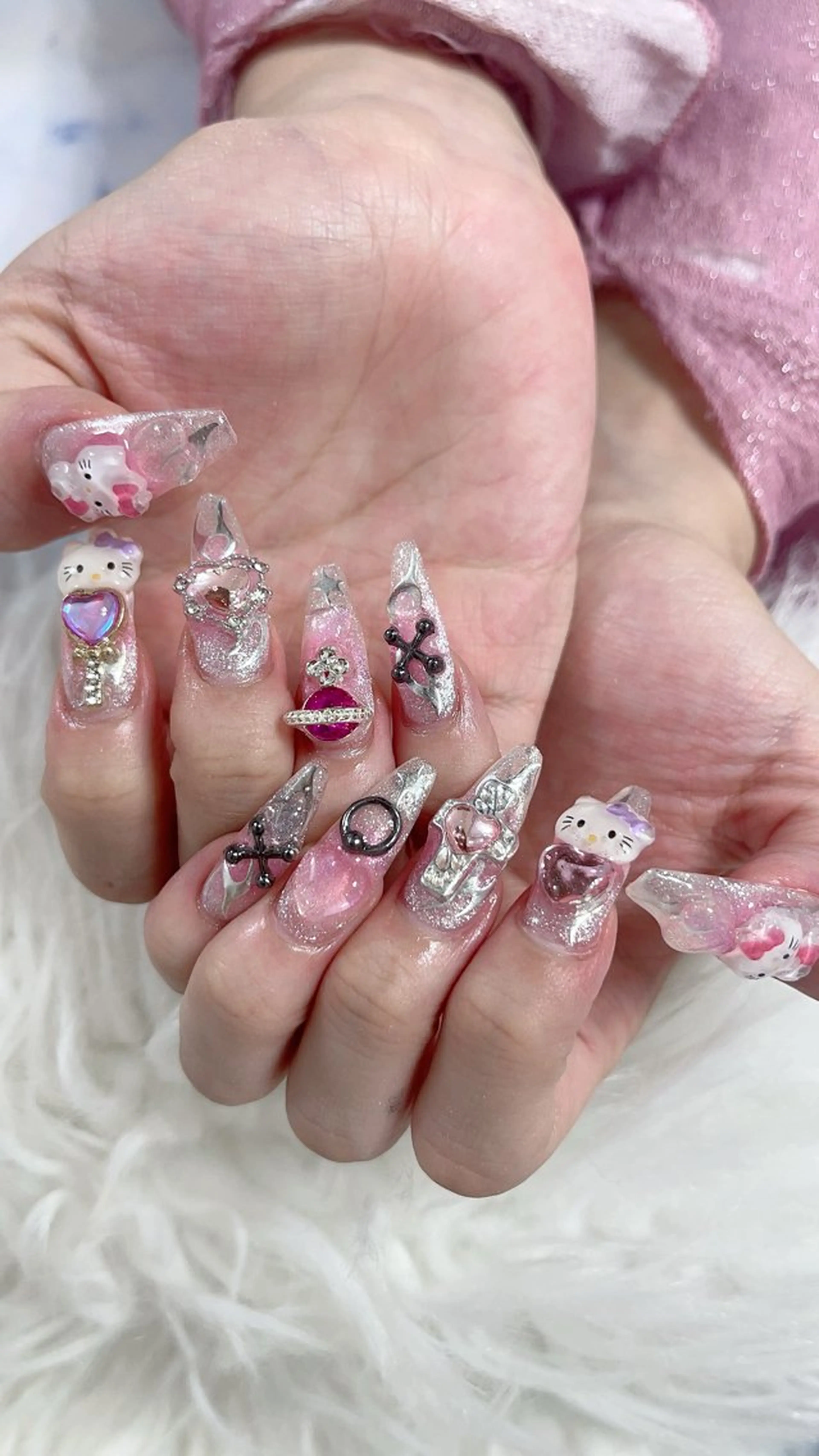 ネイル ハンドネイル 菲菲ネイルサロン所属・FF フィフィネイルサロンのネイルデザイン
