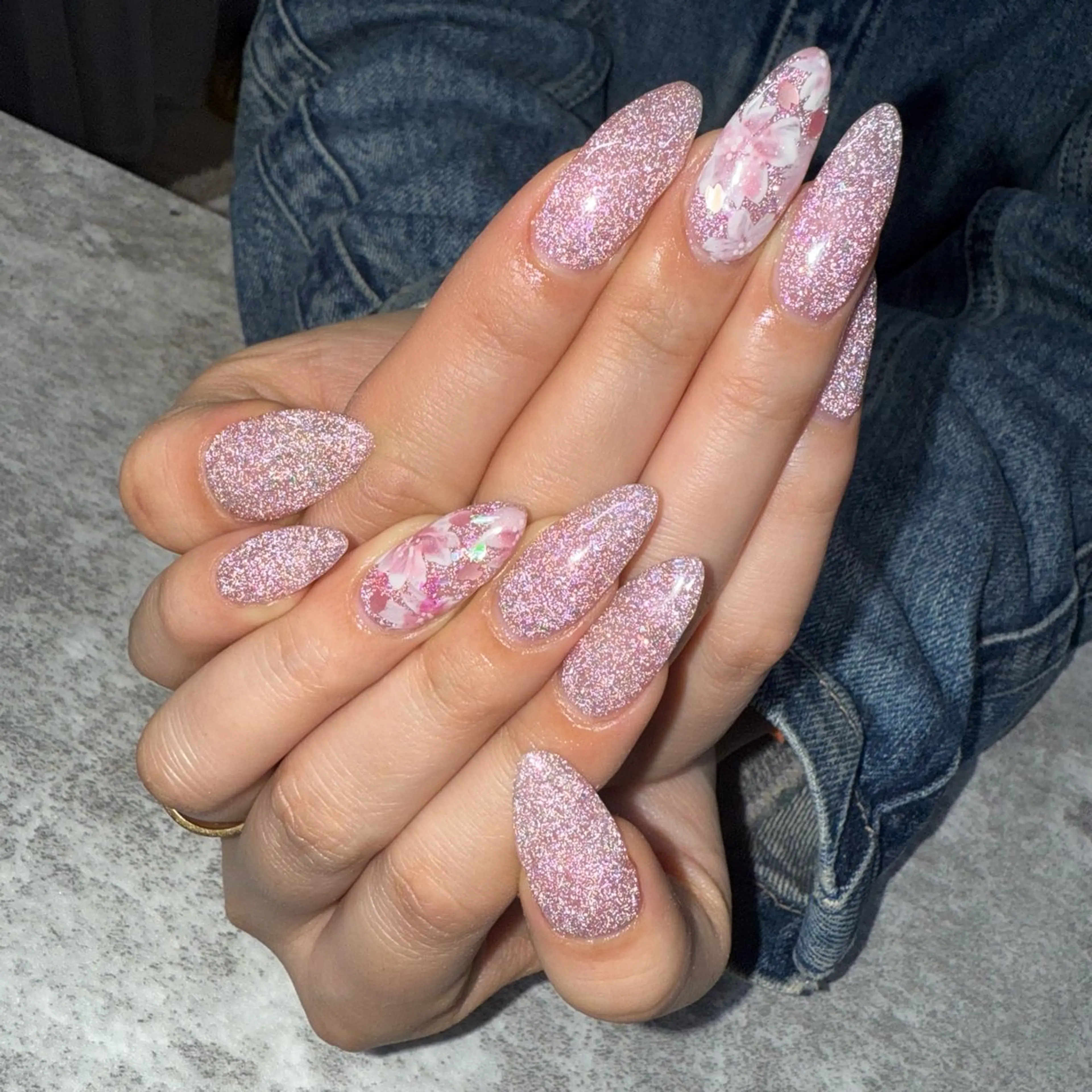 ネイル 桜ネイル フラッシュネイル ラメ(グリッター) ハンドネイル ★Rinail... .のネイルデザイン