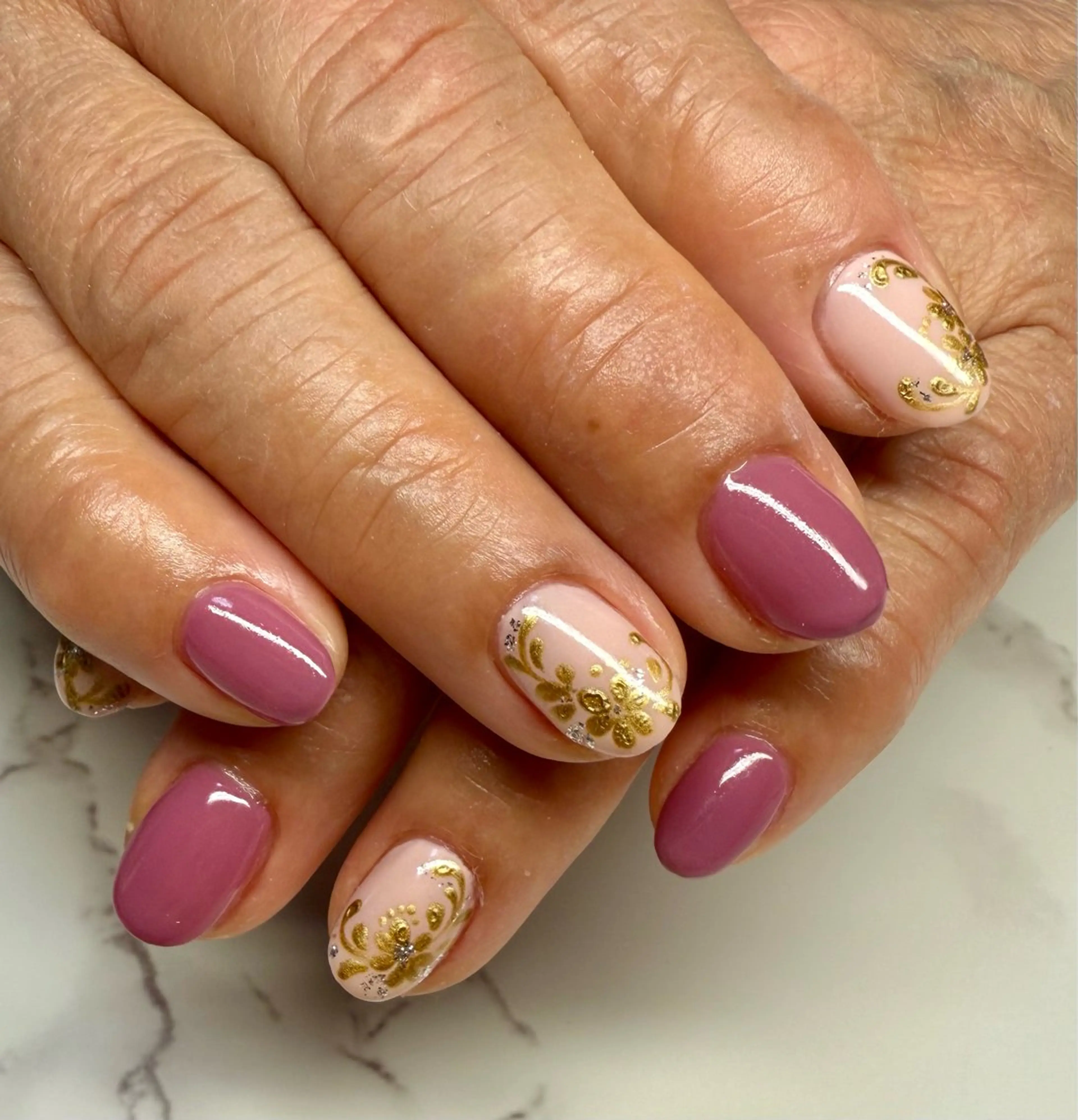 ネイル アートネイル チークネイル フレンチネイル キラキラネイル マグネットネイル M.N_ nailのネイルデザイン