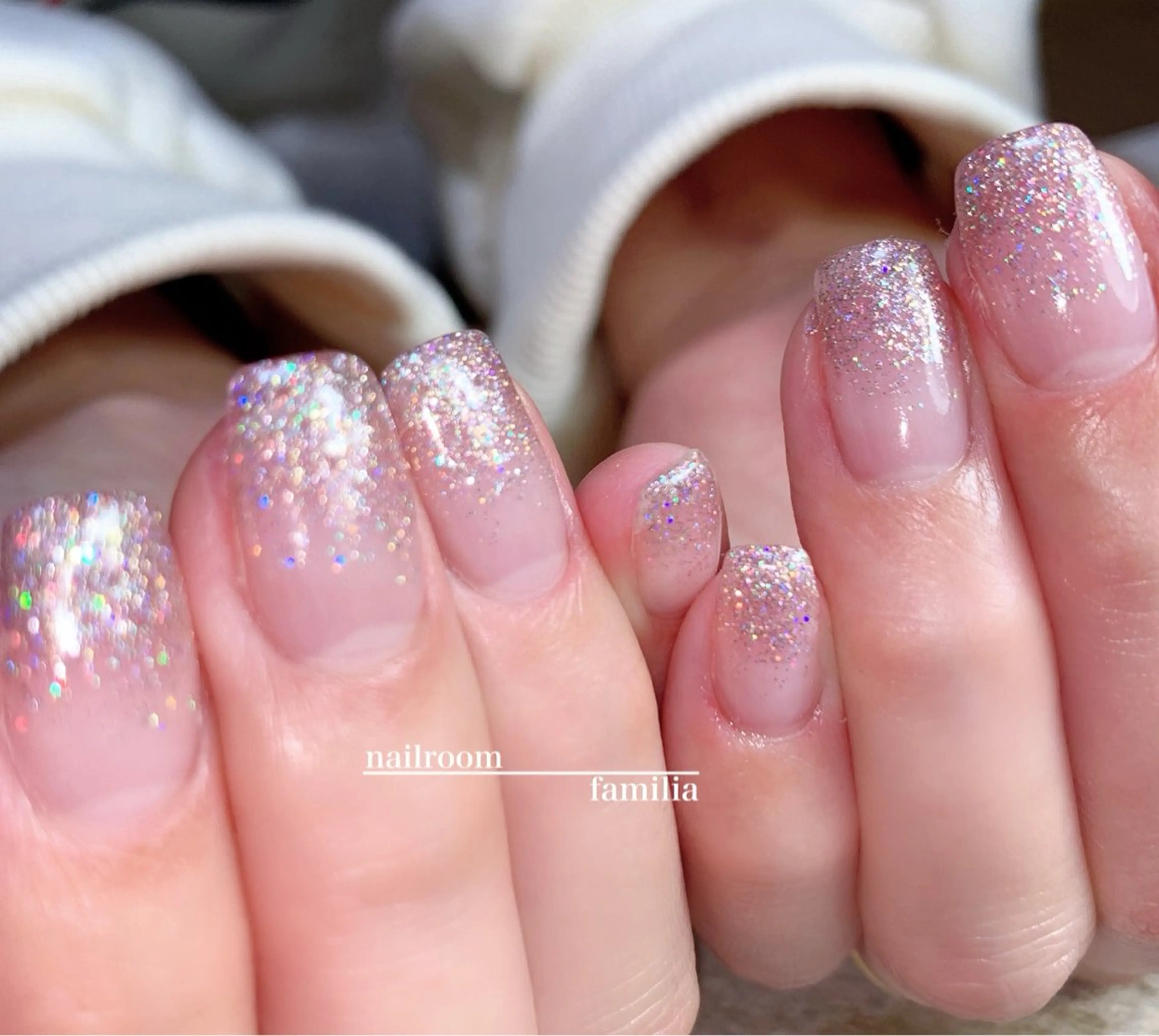 ネイル ハンドネイル -nailroom- familiaのネイルデザイン