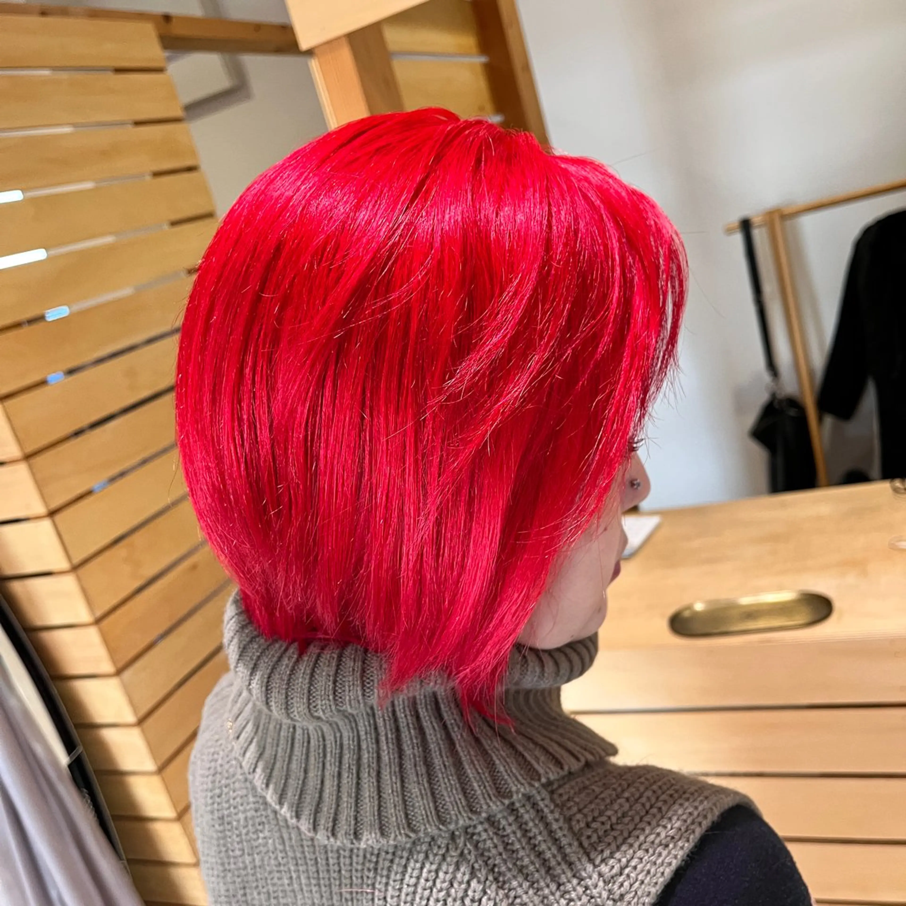 ショート カラー ブリーチ ヘアカラー トリートメント RUBEUS【ルベウス】所属・✨艶々カラー🎨 杉本賢人のヘアスタイル