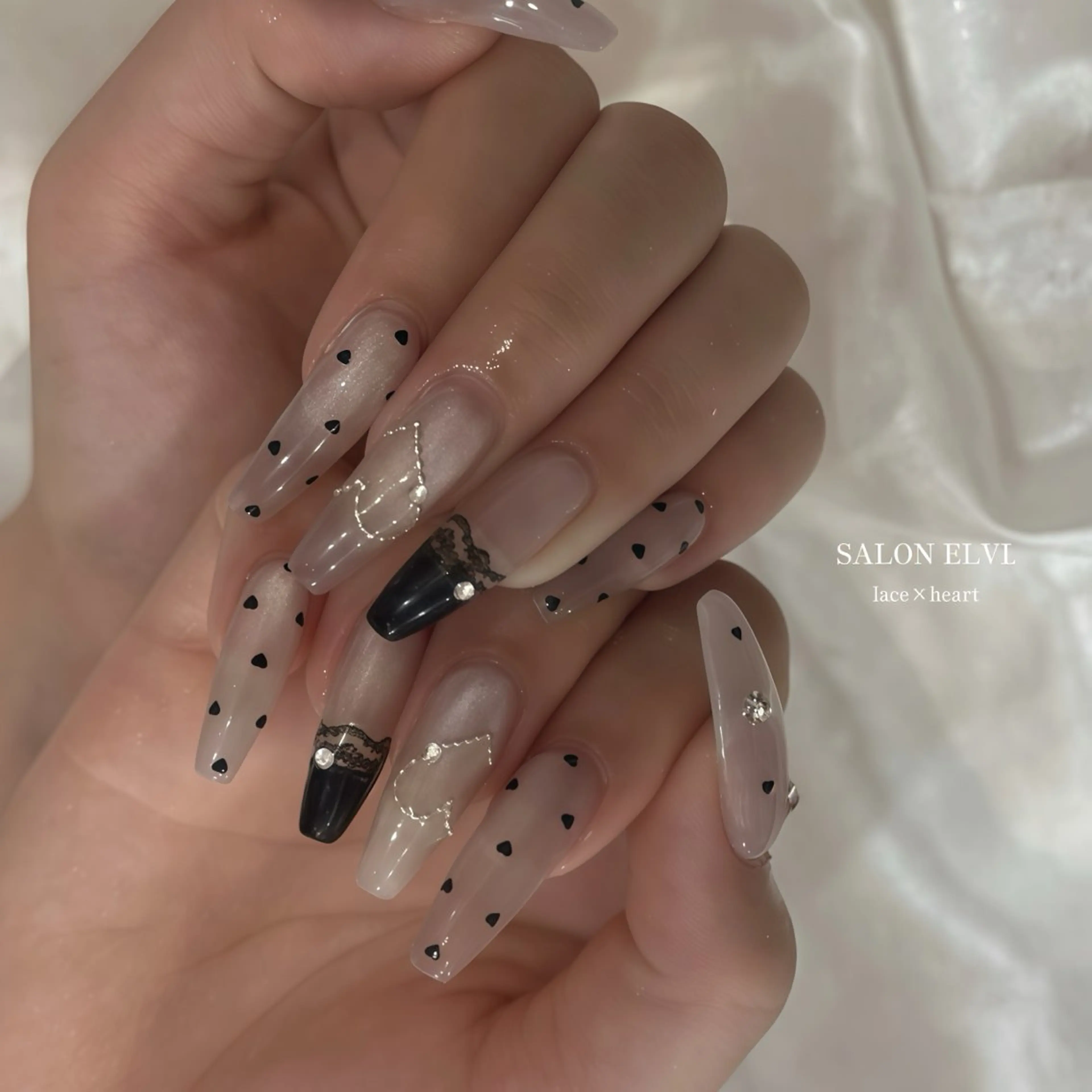 ネイル SALON ELVI.所属・SALON ELVI.のネイルデザイン