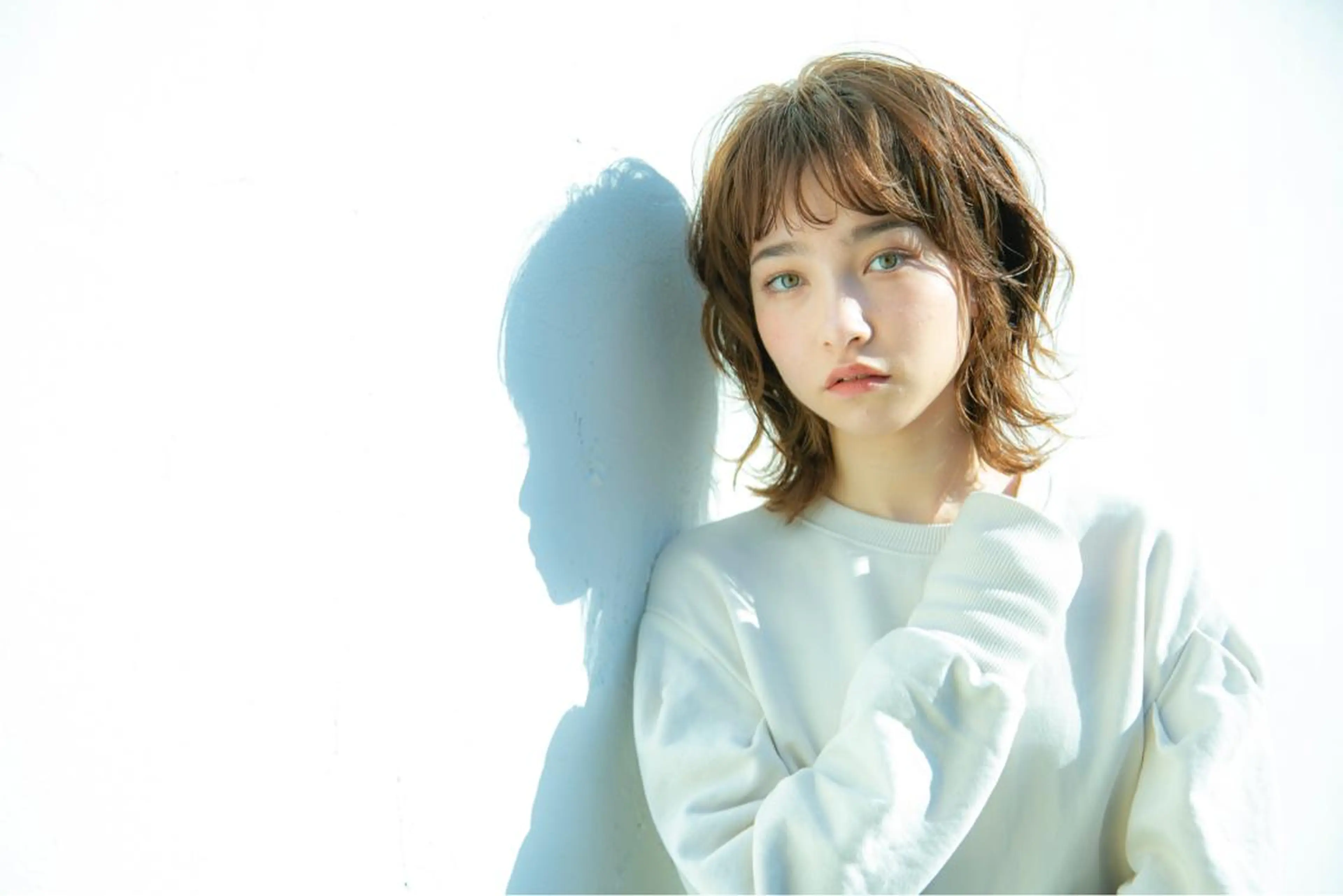 ミディアム レイヤーカット ウルフカット ウルフレイヤー Lond fleur 大宮  ロンドフルール所属・石畑結華 Lond店長のヘアスタイル