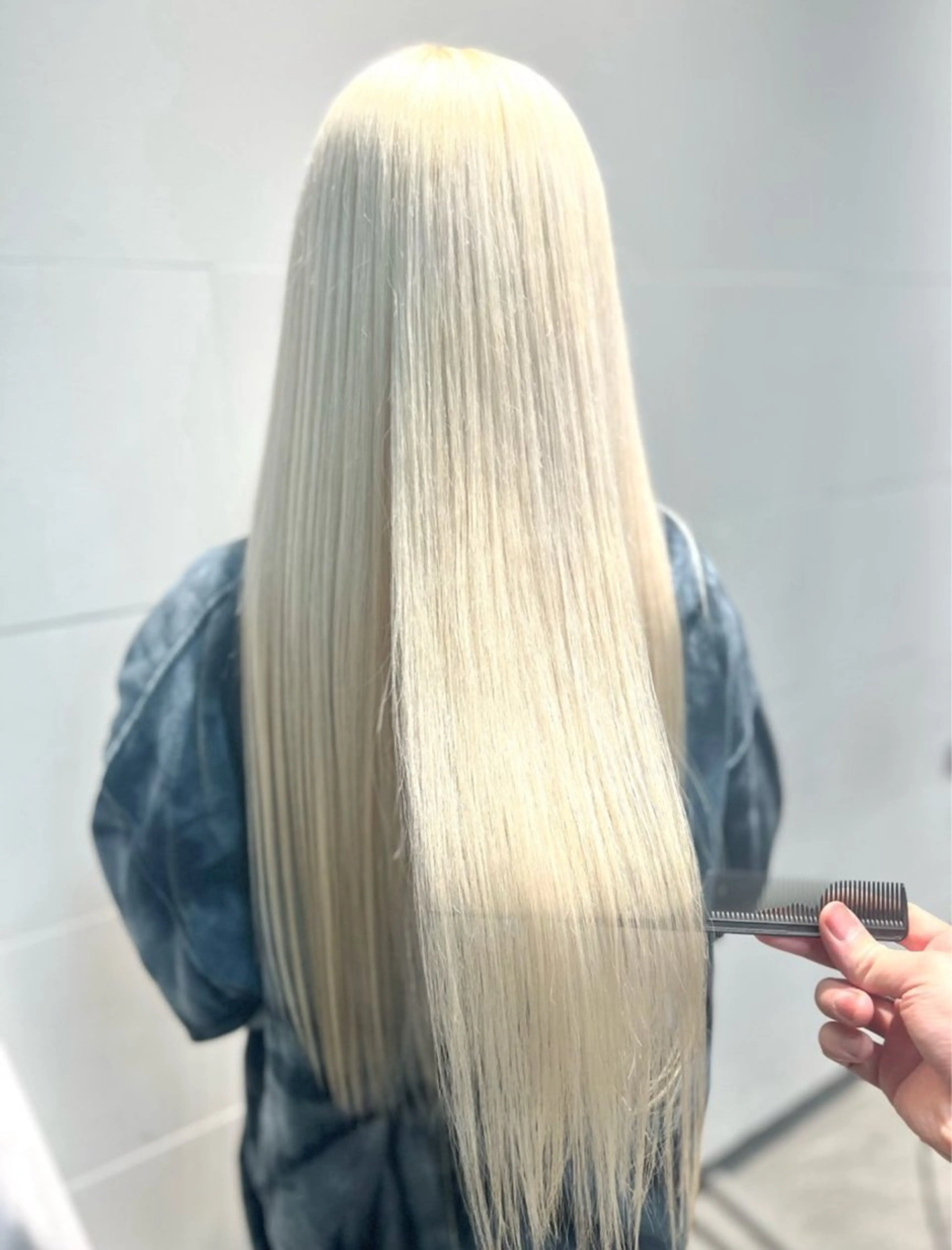 ロング カラー ヘアカラー トリートメント ヘアセット 🌈インナーカラー ‘ショウマ’🌈のヘアスタイル