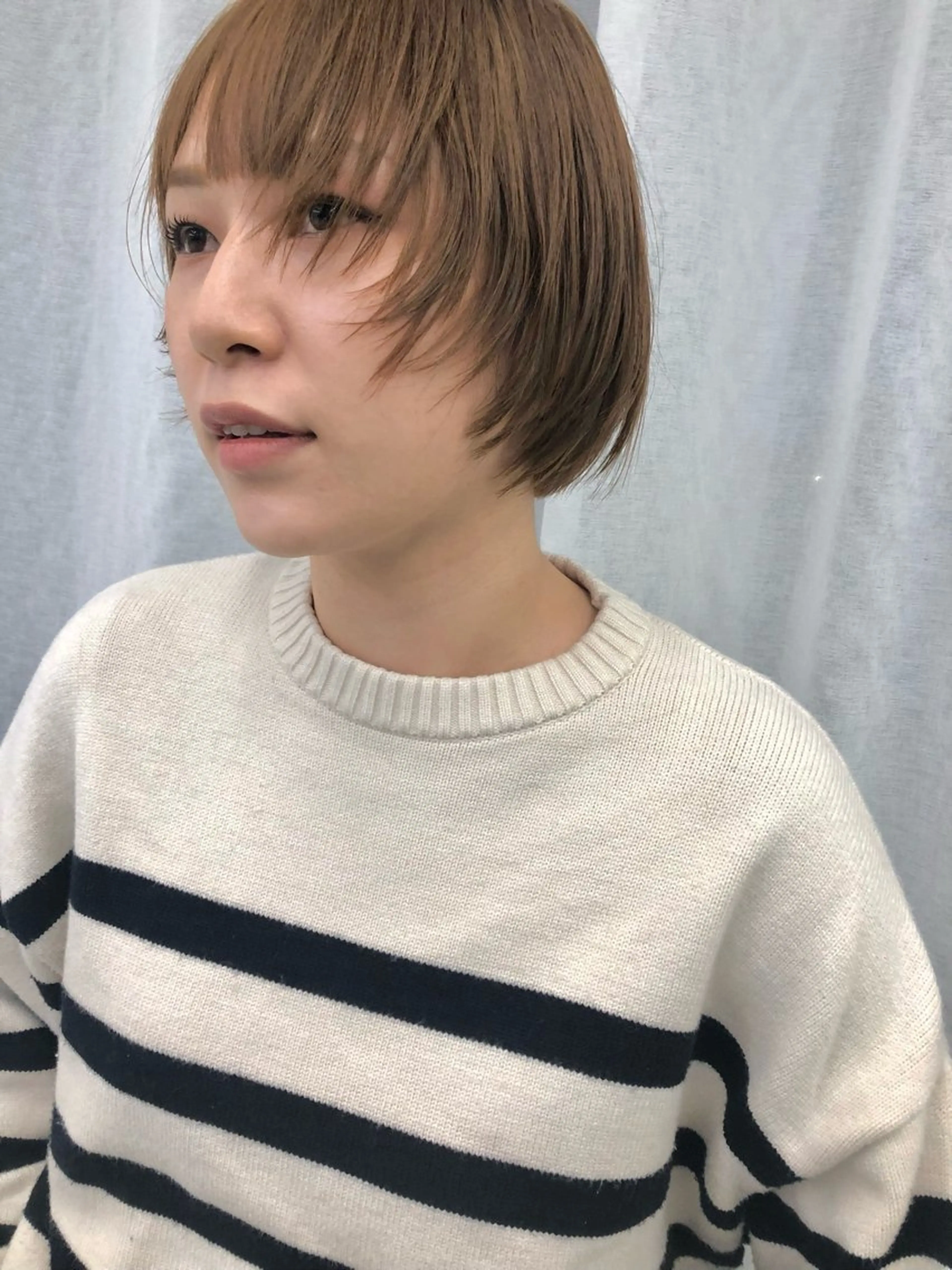 【ボリュームダウンストレート】ストレートパーマ+カットの写真