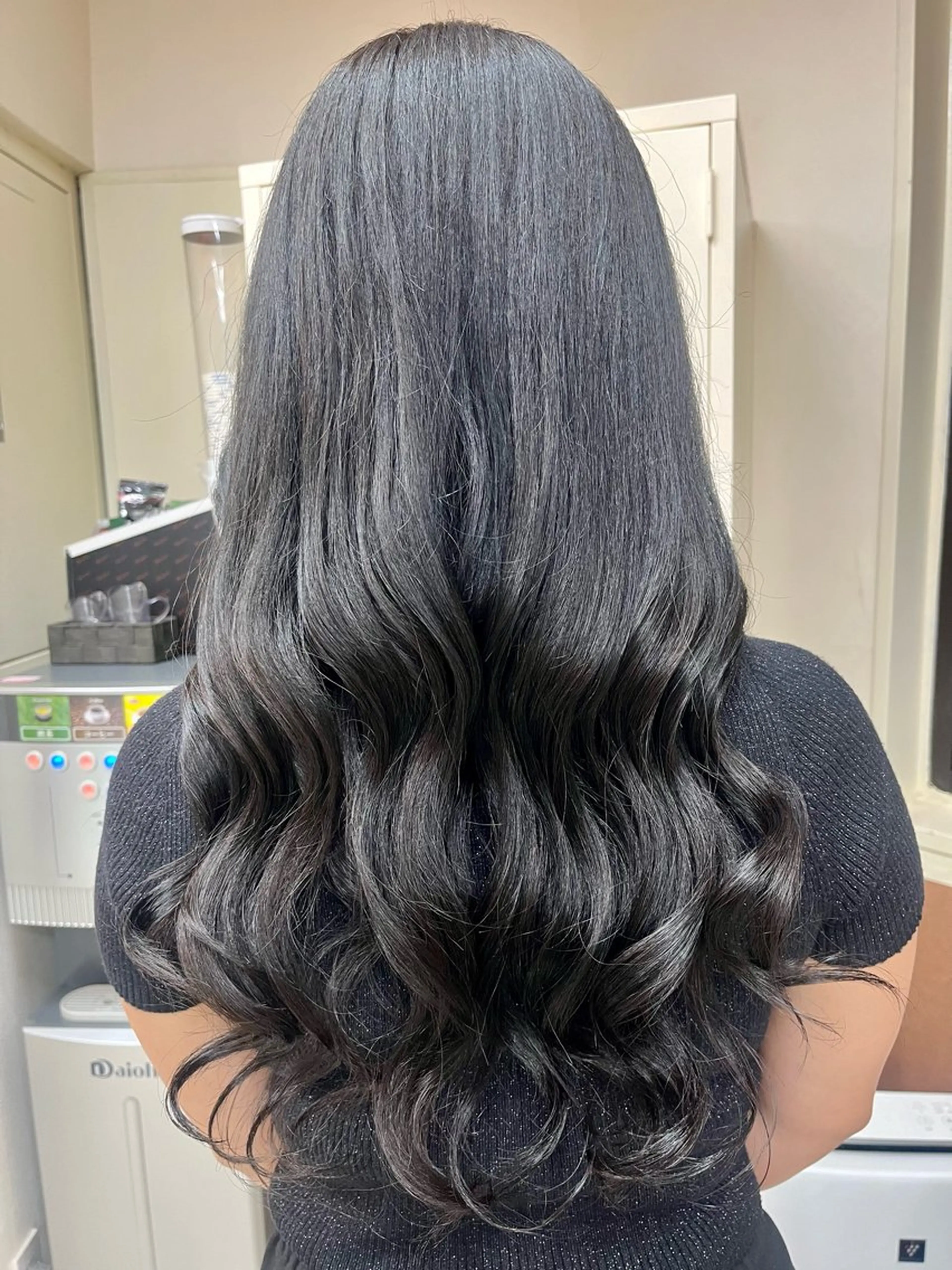 カラー ヘアカラー 八馬 那由多のヘアスタイル