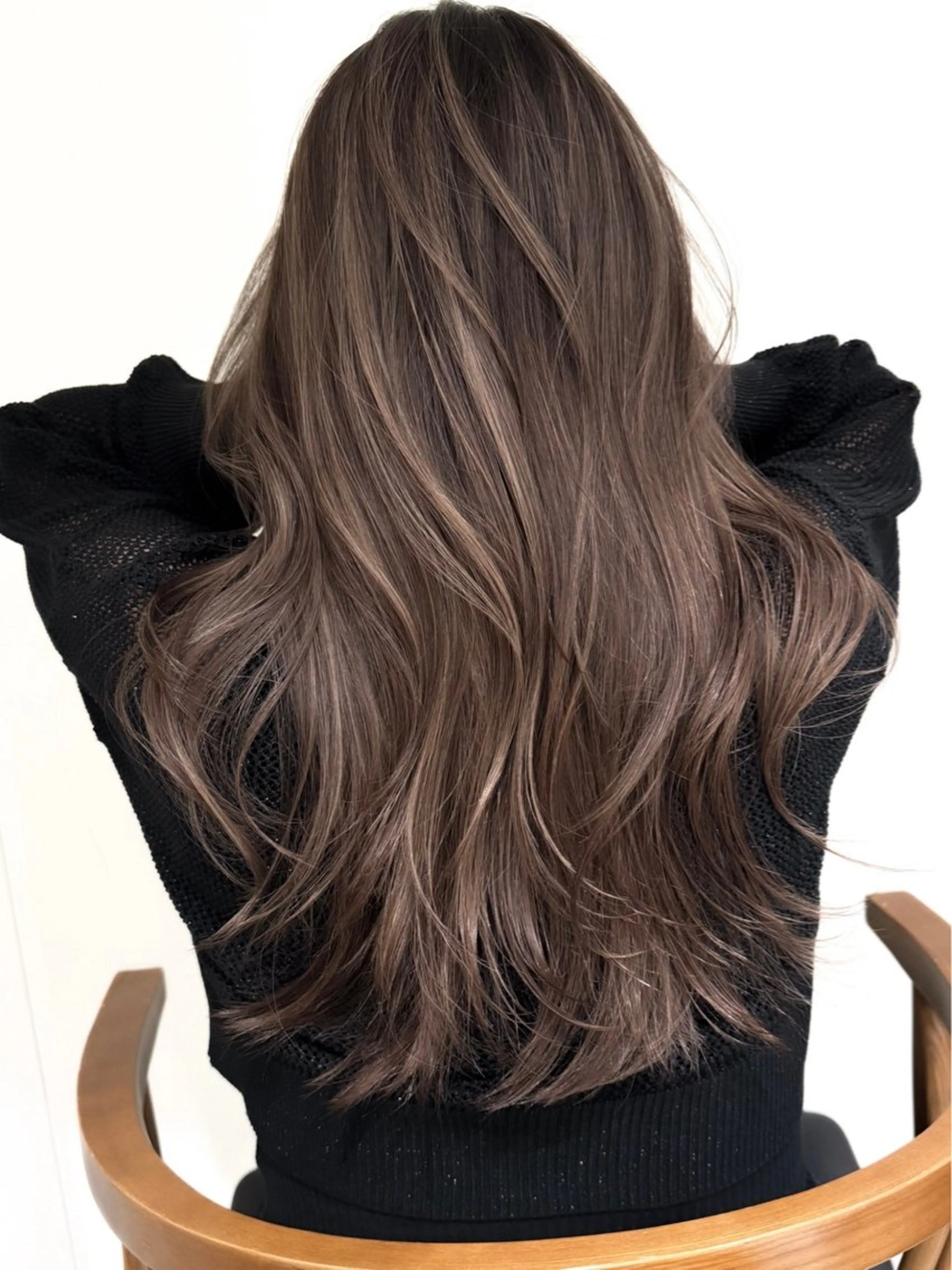 ロング カラー ✨レイヤーカット/透 名感カラー特化✨のヘアスタイル