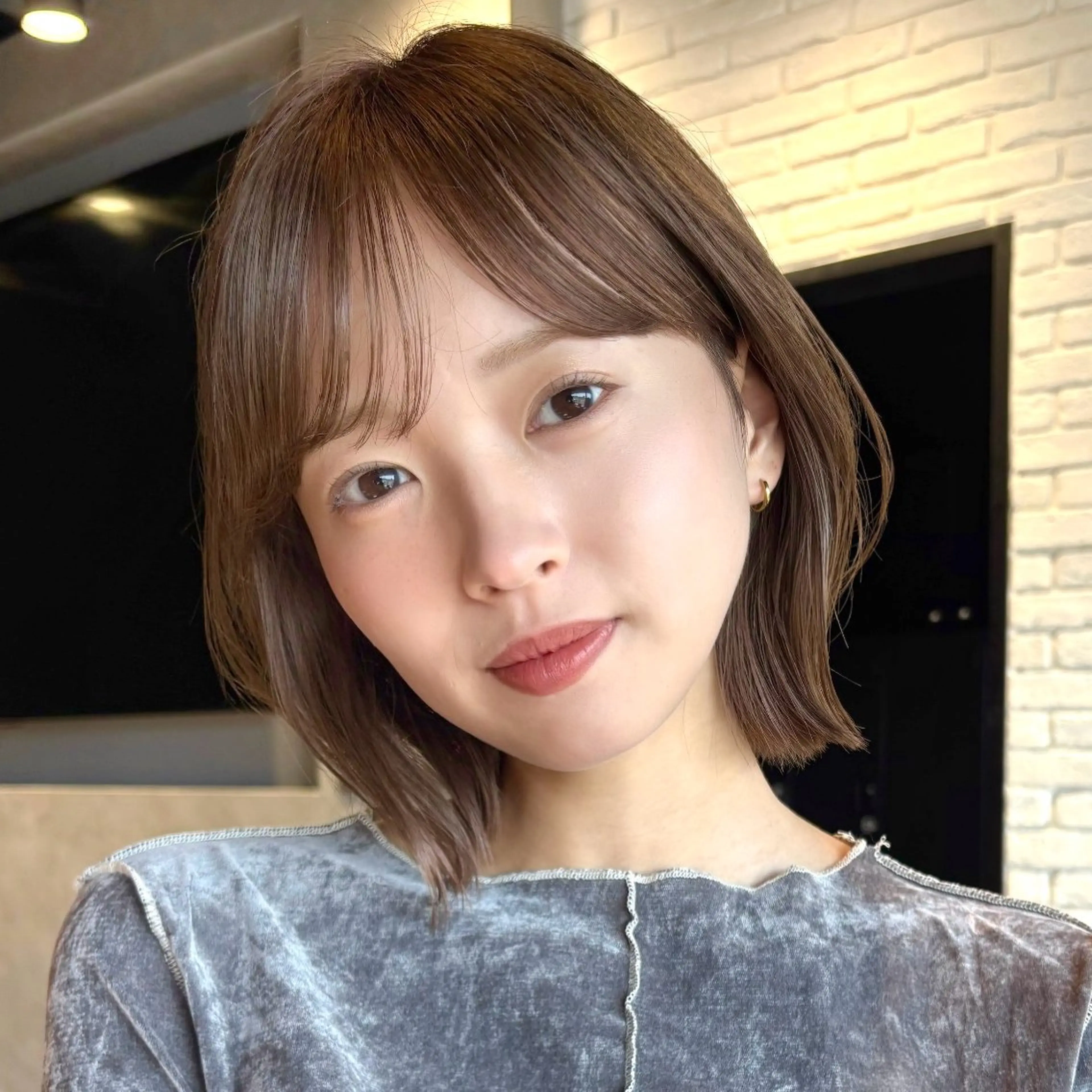 ショート カラー ベージュカラー ブリーチ ブリーチなしカラー ボブ くびれヘア カット ヘアカラー トリートメント 顔まわり/レイヤー/ 透明感/まいな🥨のヘアスタイル