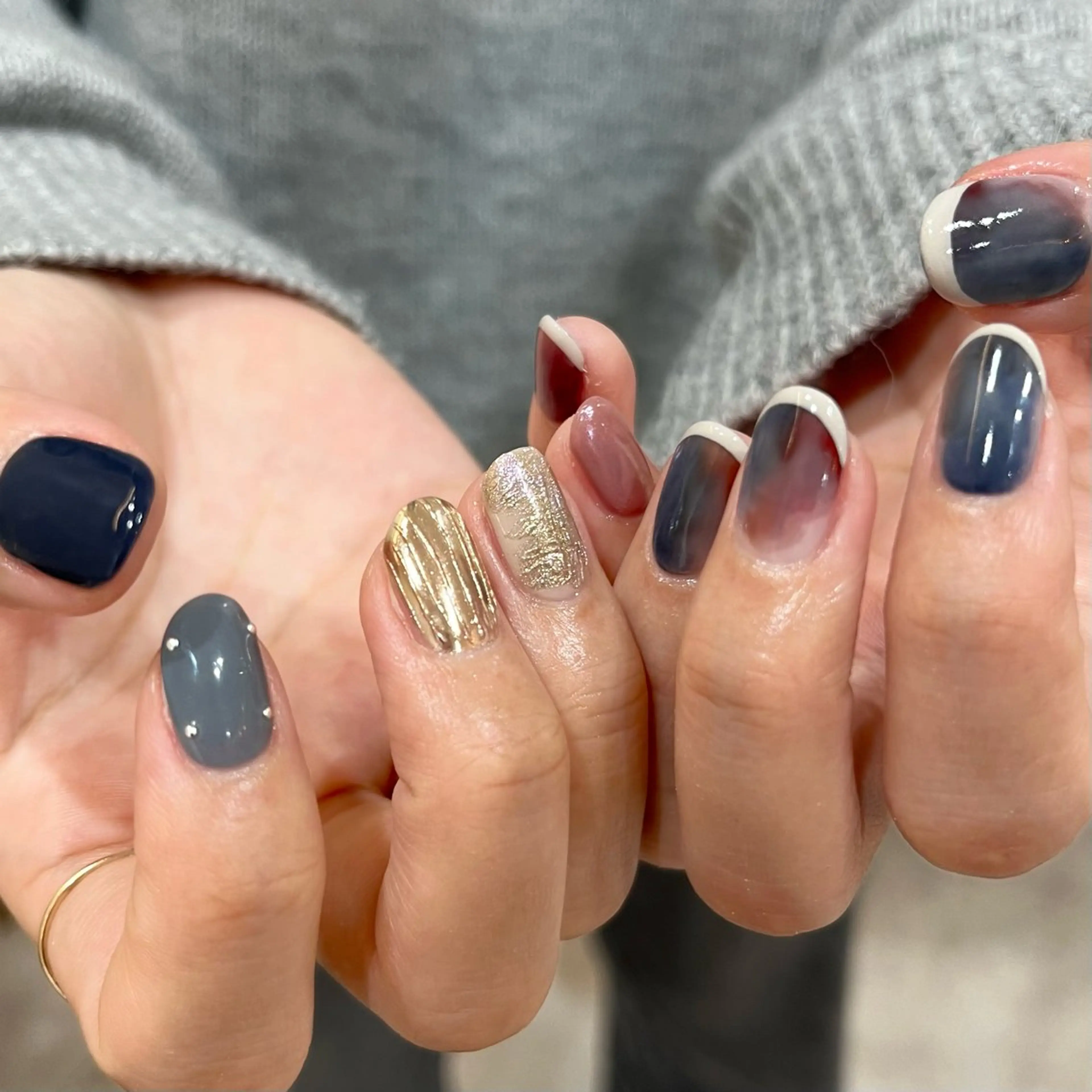 ネイル ミラーネイル ハンドネイル shio ♡ 10月分予約受付中のネイルデザイン