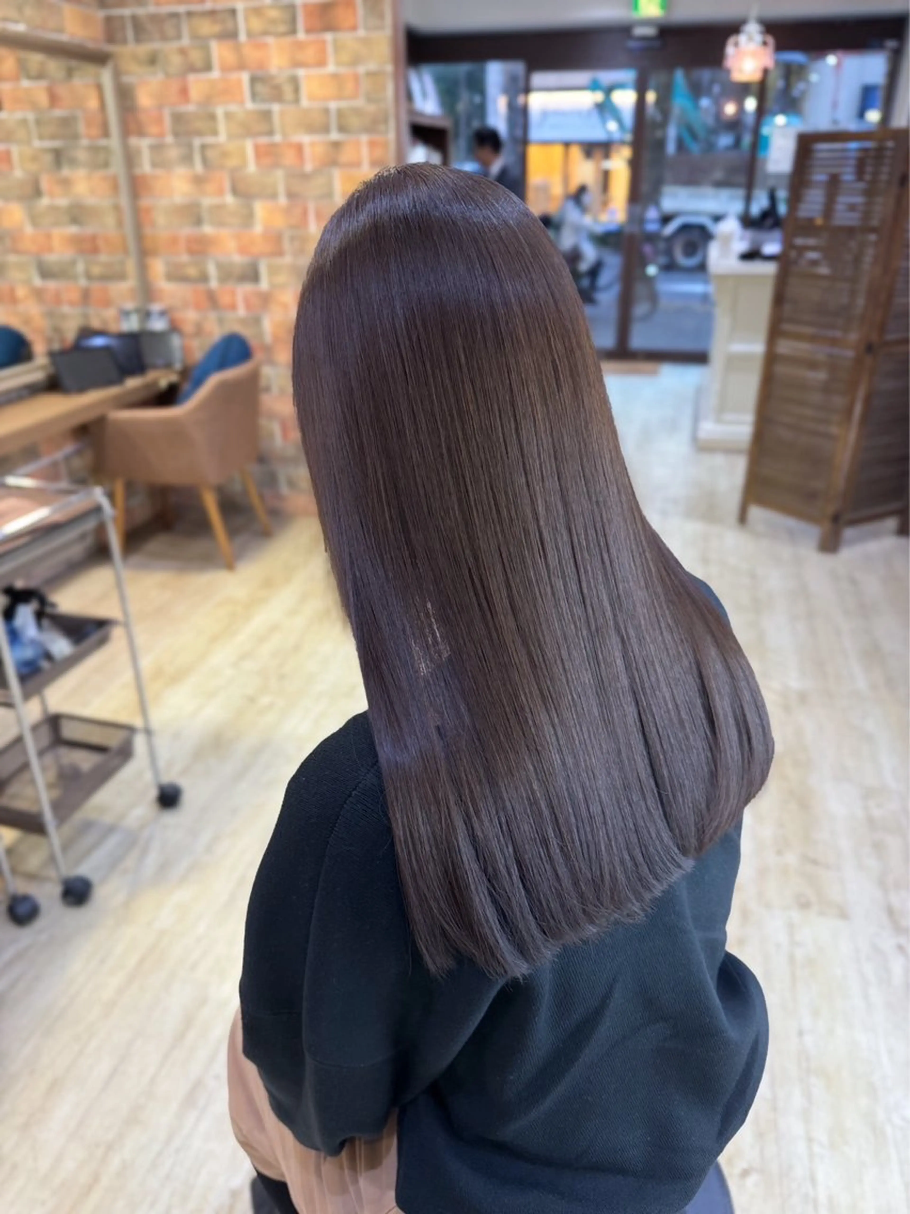 ロング アッシュ アッシュブラウン 田中 元規のヘアスタイル