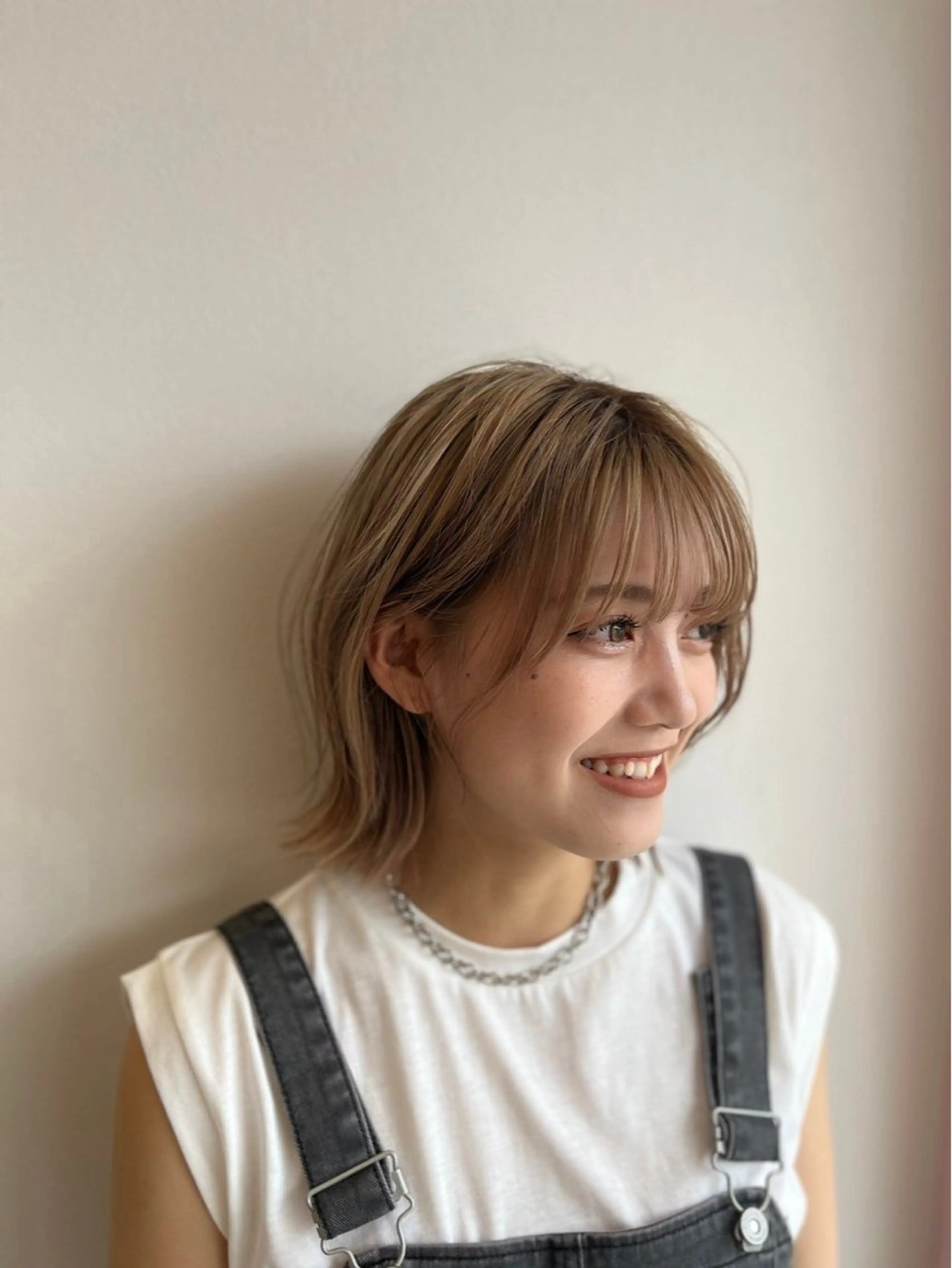 カラー ☘️折戸結菜☘️ ハイトーンカラーのヘアスタイル