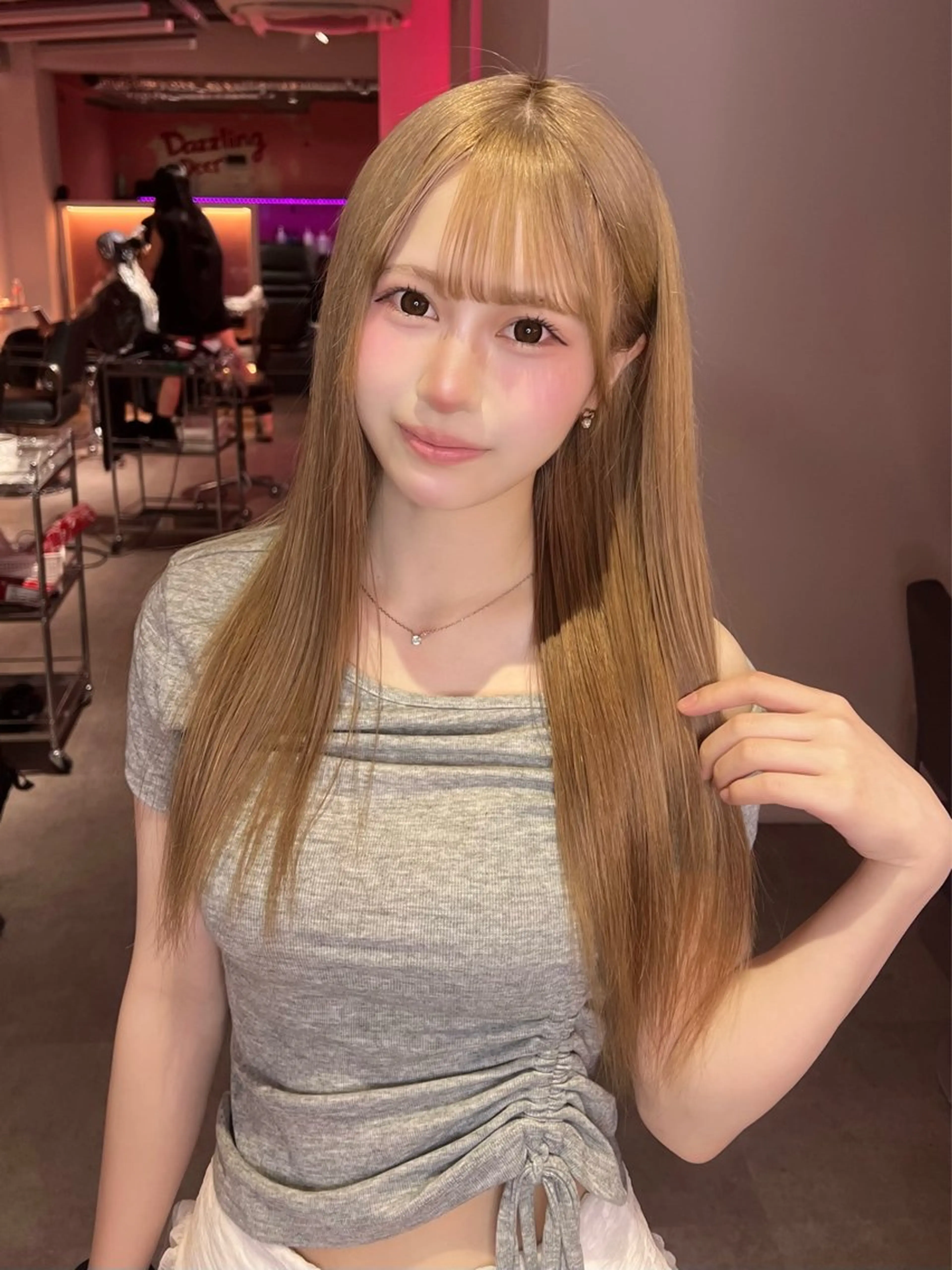 ロング ヘアカラー トリートメント sara/名古屋/ワ ンカラー/ハイトーンのヘアスタイル