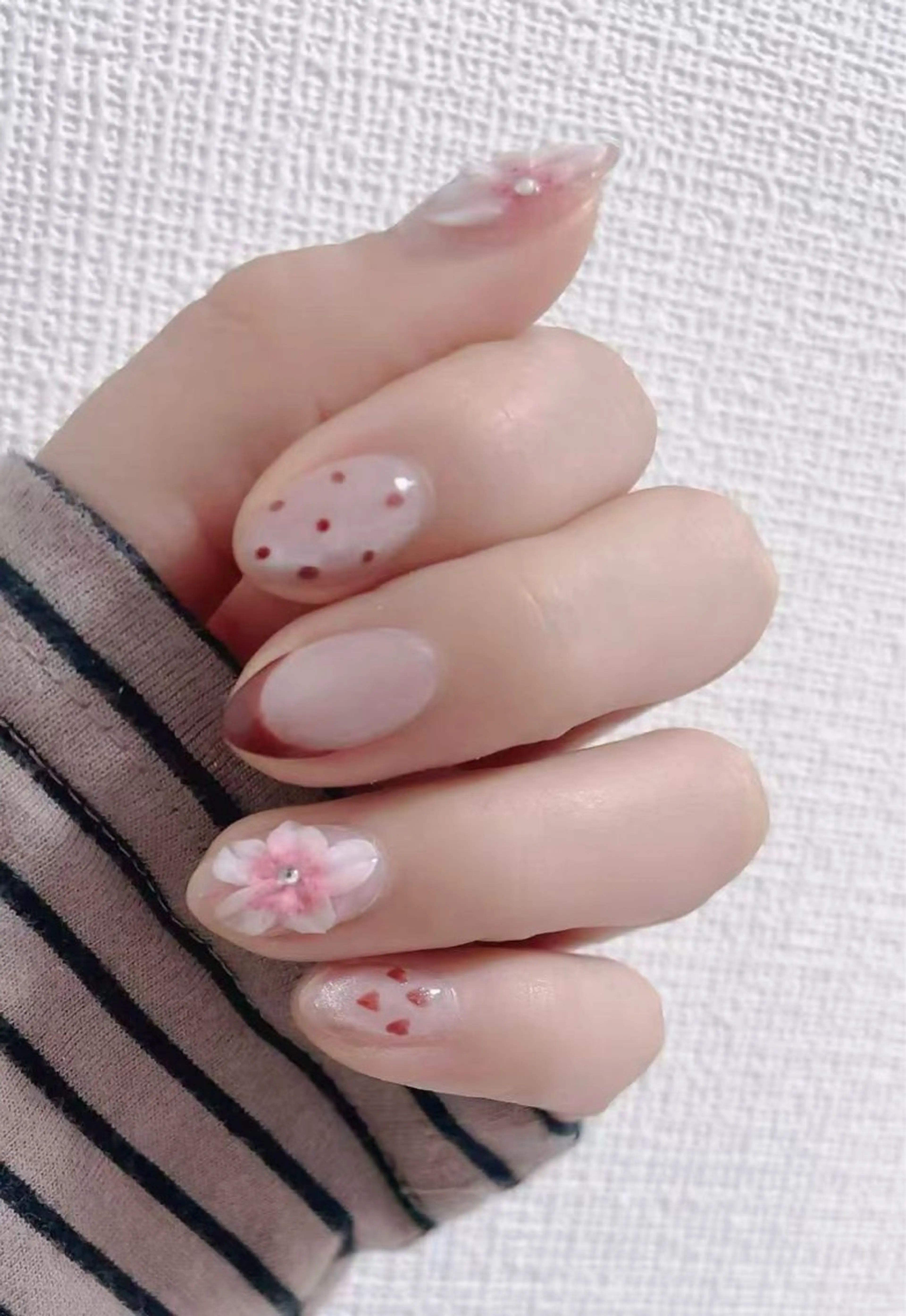 ネイル ✿は✿ぴ ✿ね✿す✿のネイルデザイン