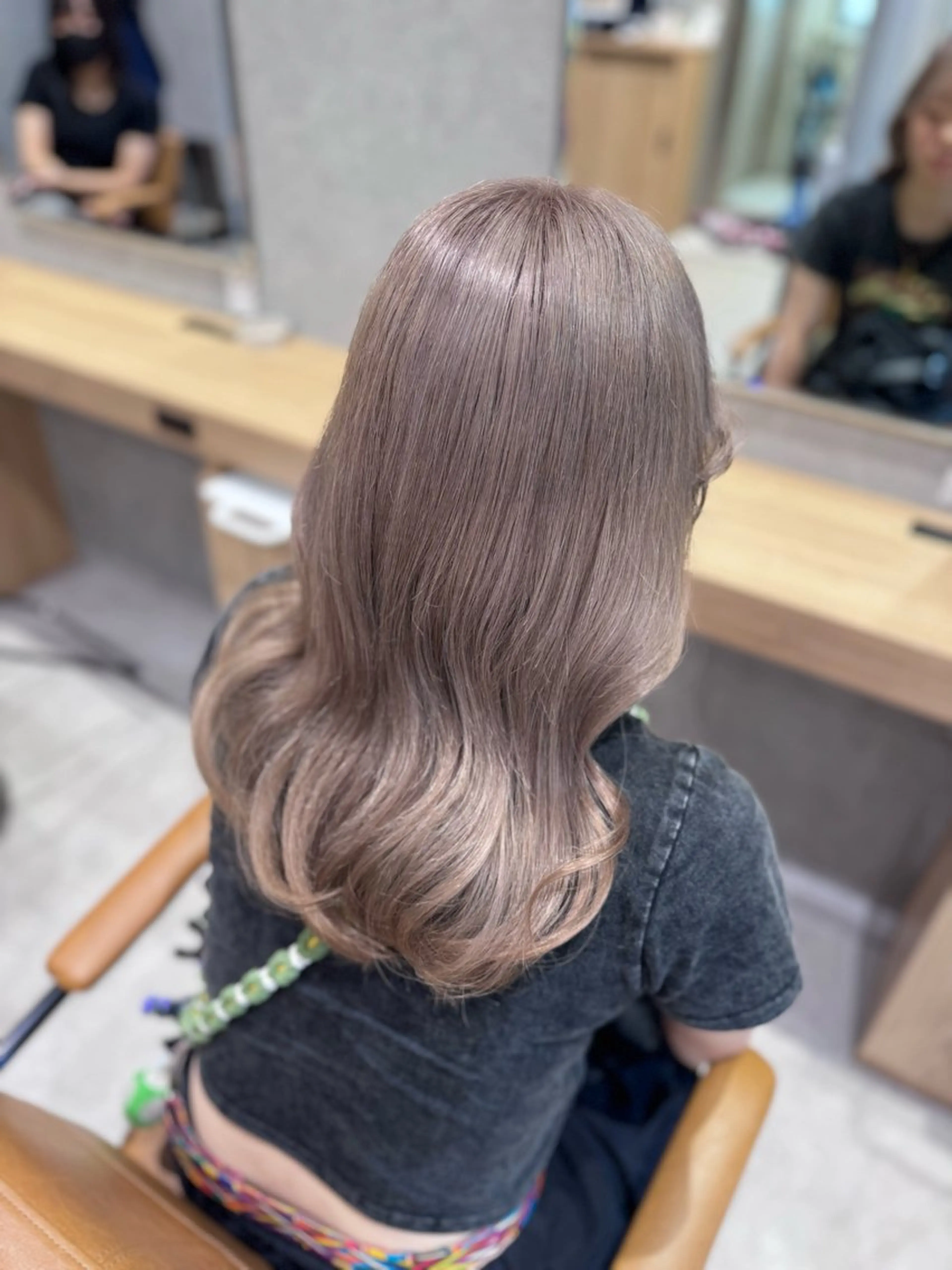 ロング ヘアカラー トリートメント ハイトーン/ピンク 🎀山岸 沙弥香のヘアスタイル
