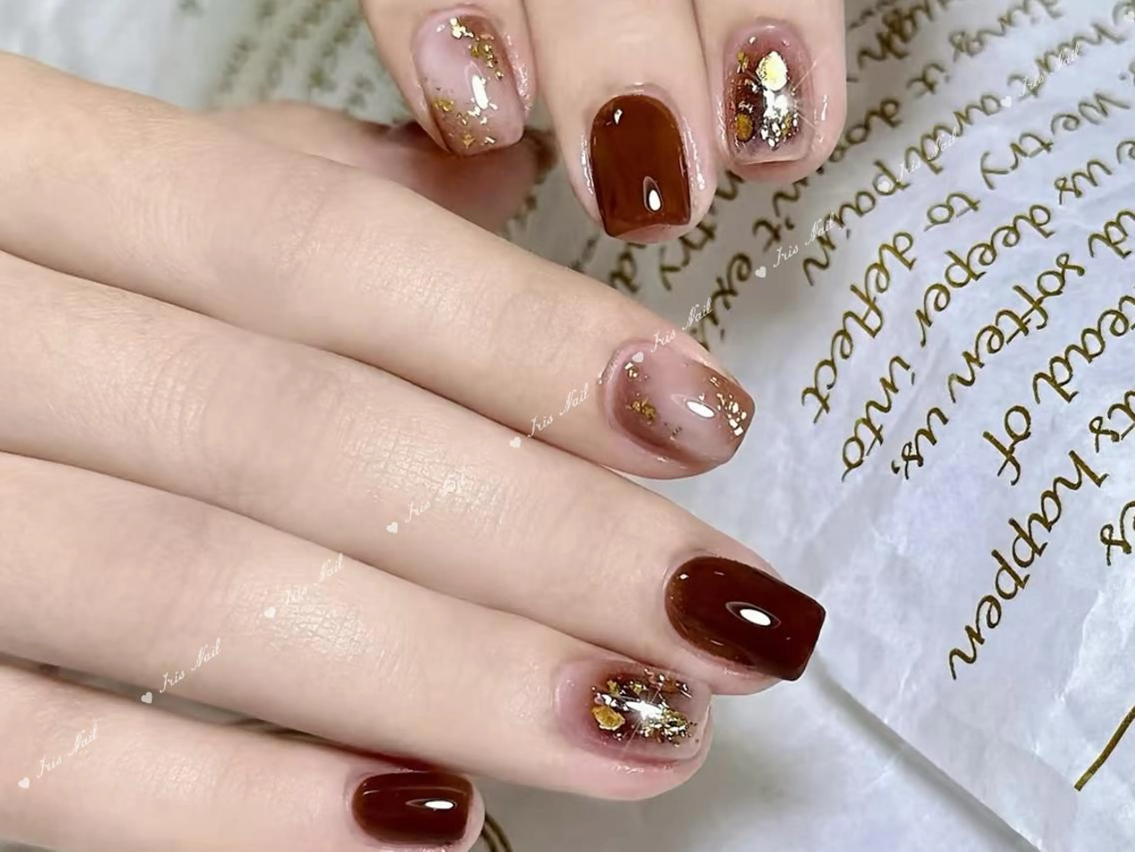 ネイル ニュアンスネイル 赤色 ハンドネイル ハンドケア IRIS NAIL大塚のネイルデザイン