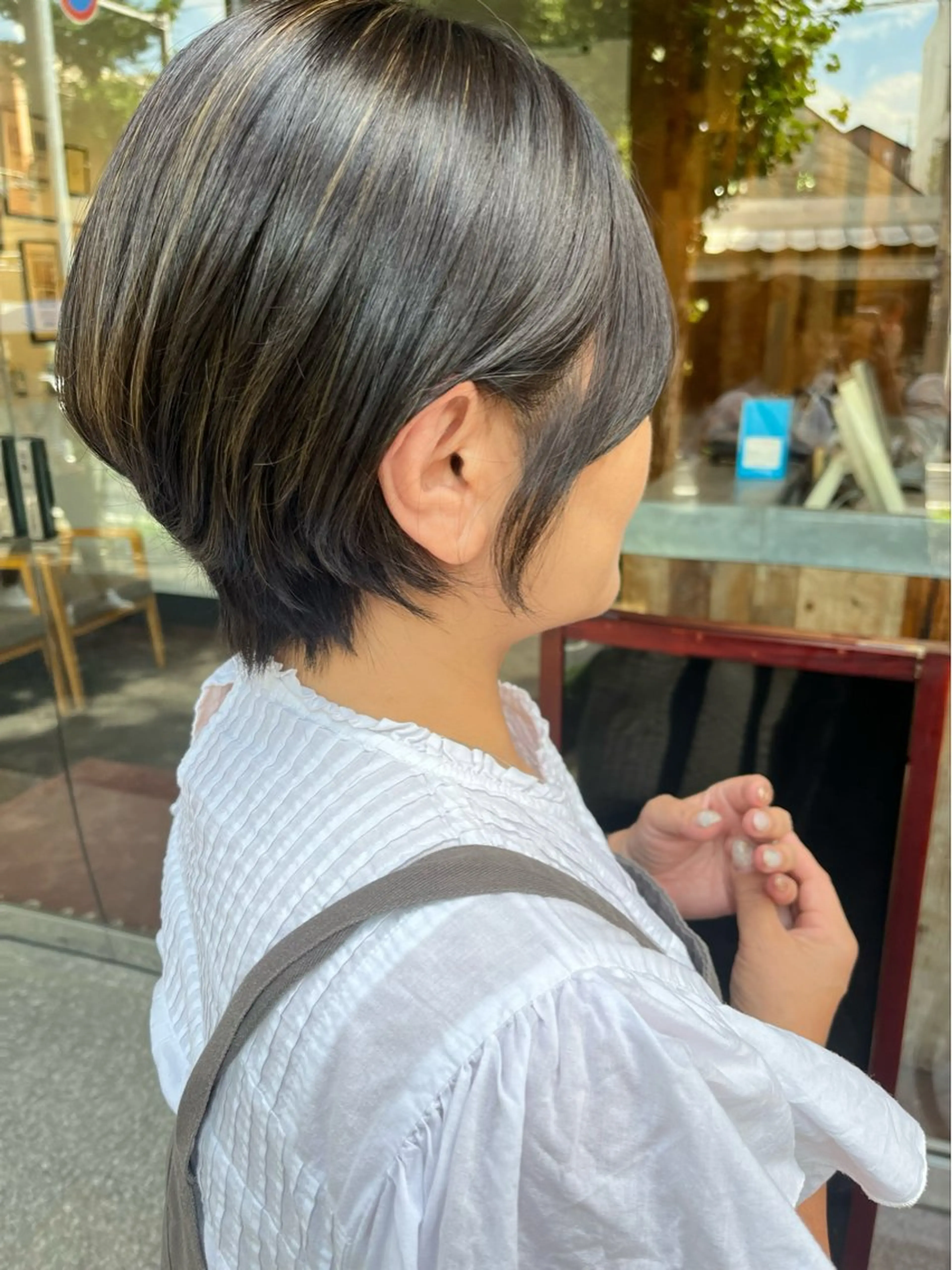 ショート カラー ハイライトカラー ハイライト ショートヘア ヘアカラー トリートメント レイヤー/EARTH 青葉台🌈YURIのヘアスタイル