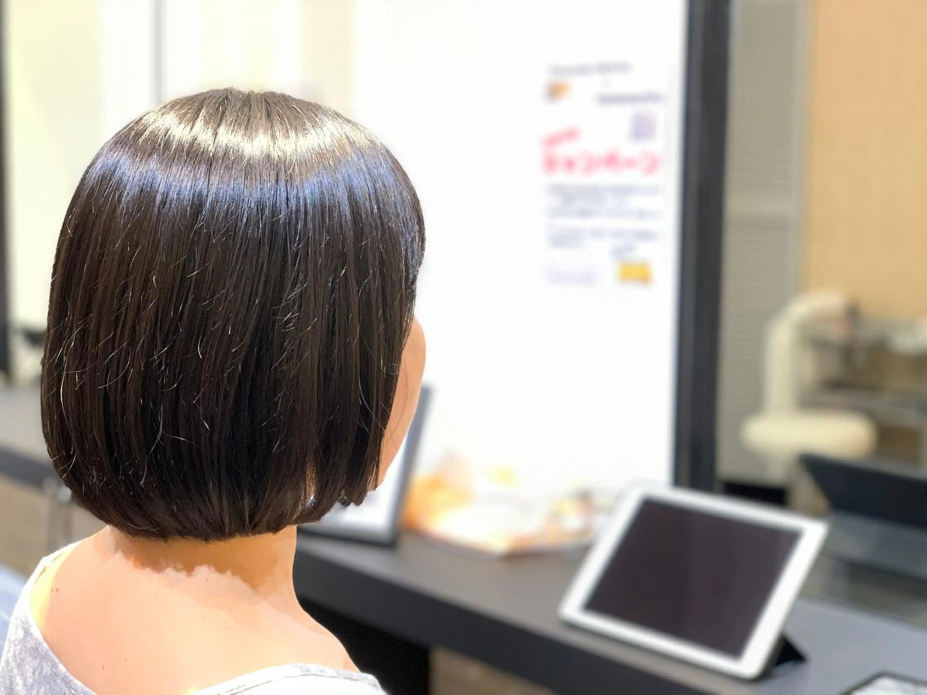 ショート 川村 綾のヘアスタイル