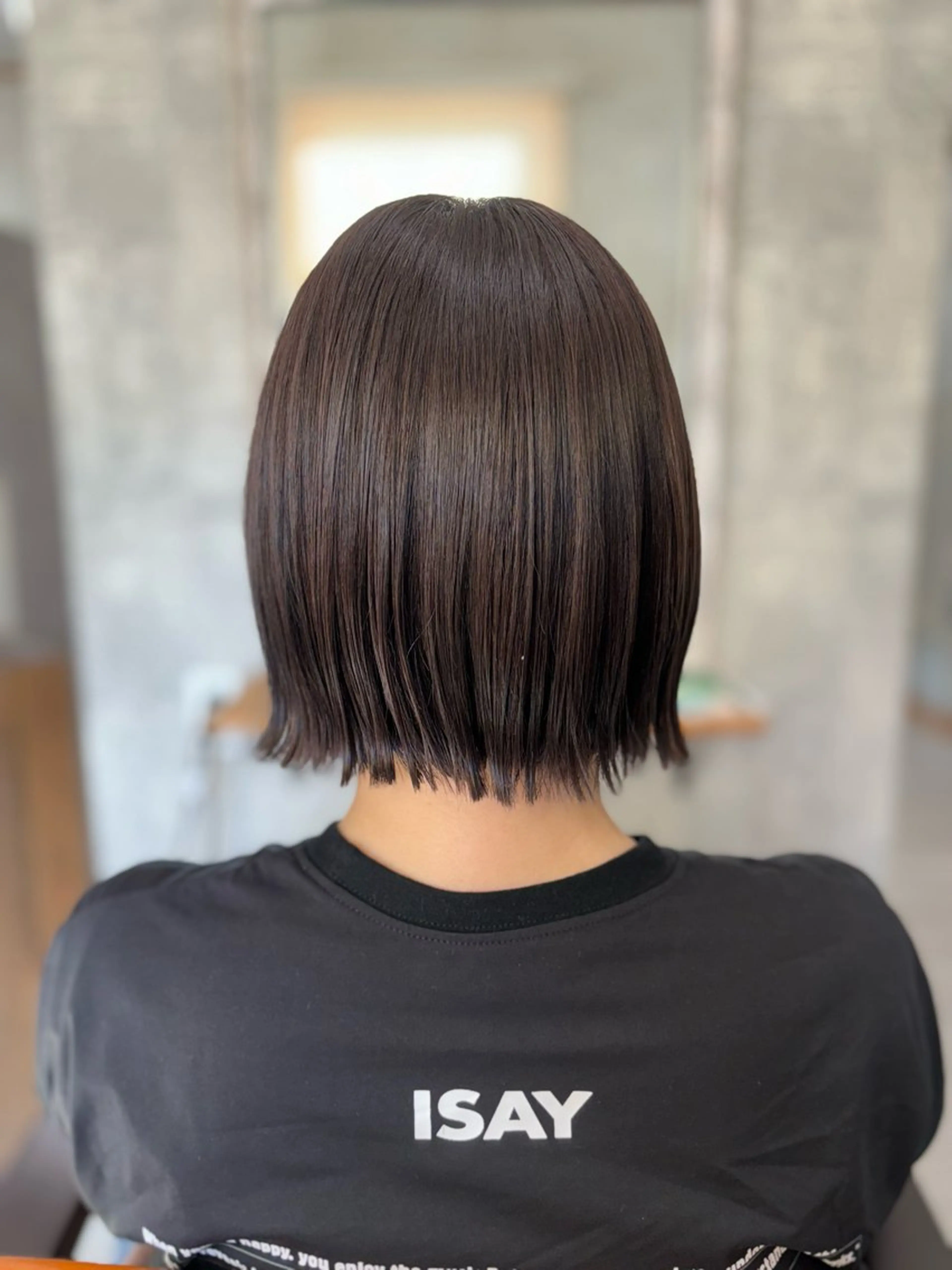 ミディアム ボブ 外ハネヘア カット トリートメント iru【イル】所属・Misaki ミサキのヘアスタイル