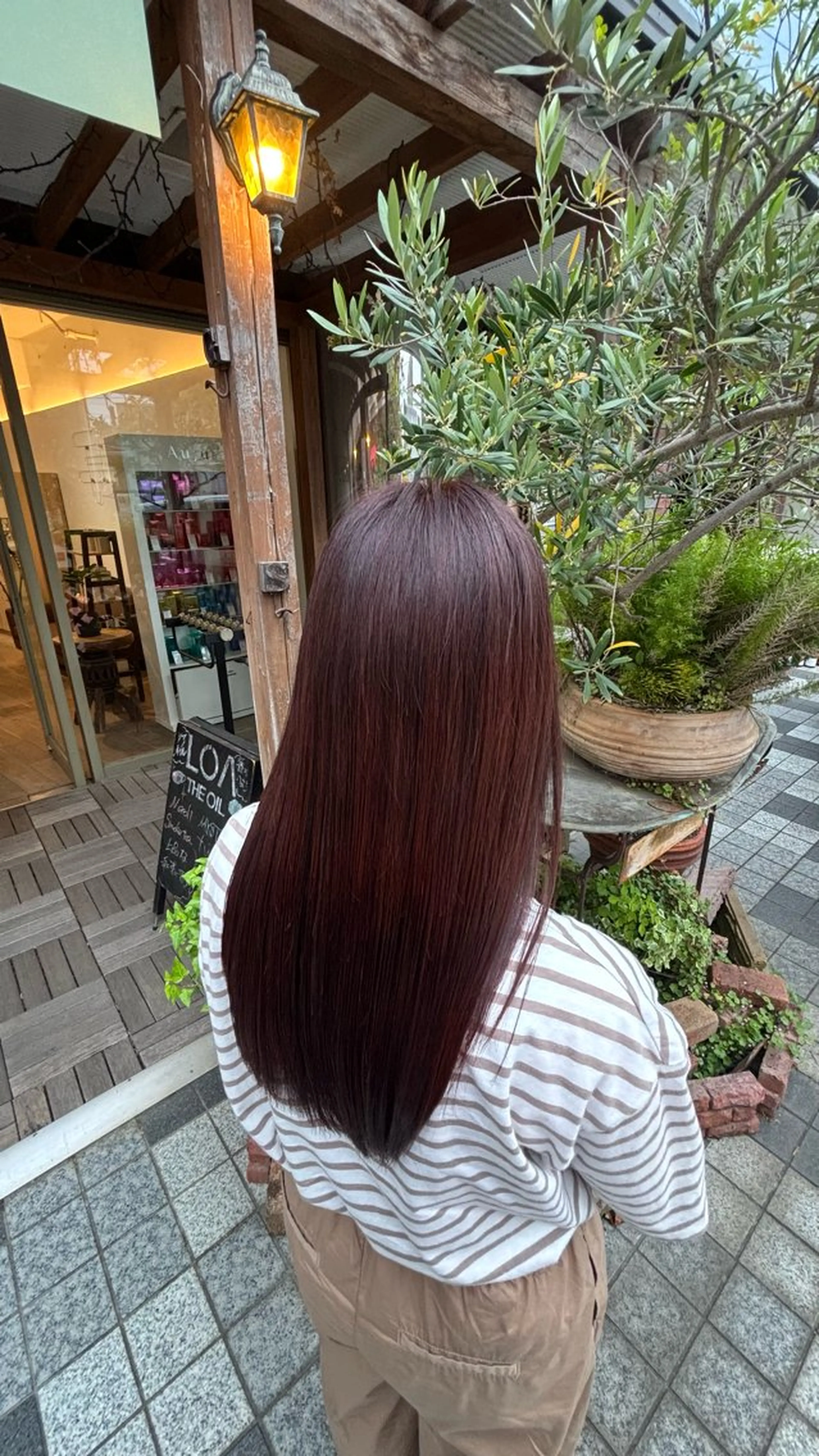 ロング カラー ヘアカラー 田中 胡桃のヘアスタイル