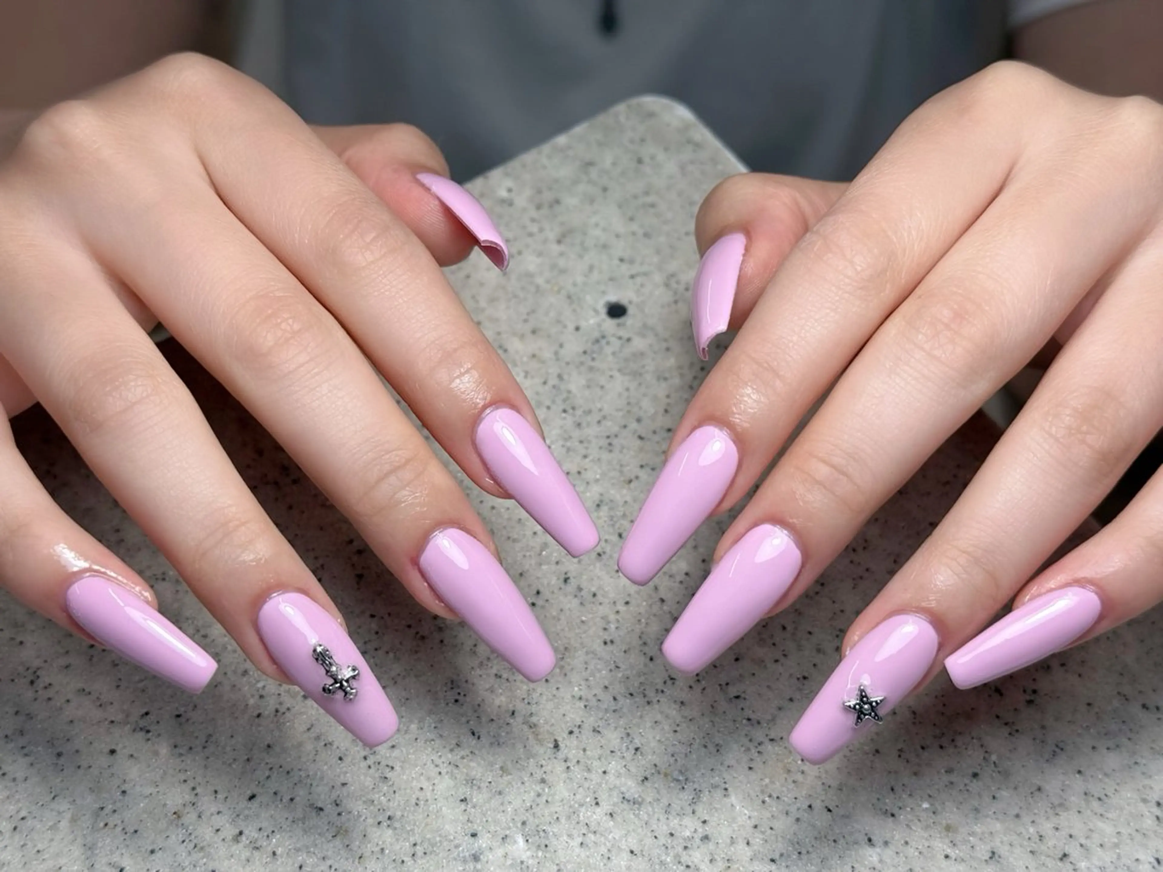 ネイル オーロラネイル ブルー チークネイル フットネイル フレンチネイル ハンドネイル EMY 168 池袋のネイルデザイン